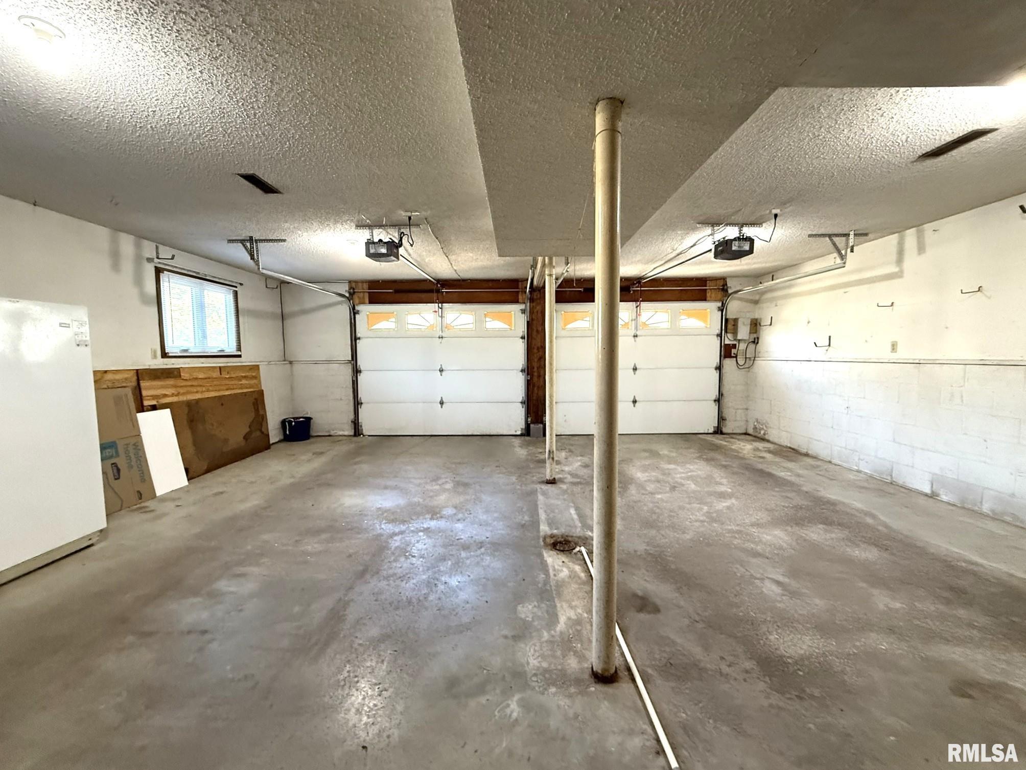 4256 EVERGREEN Drive Galesburg IL