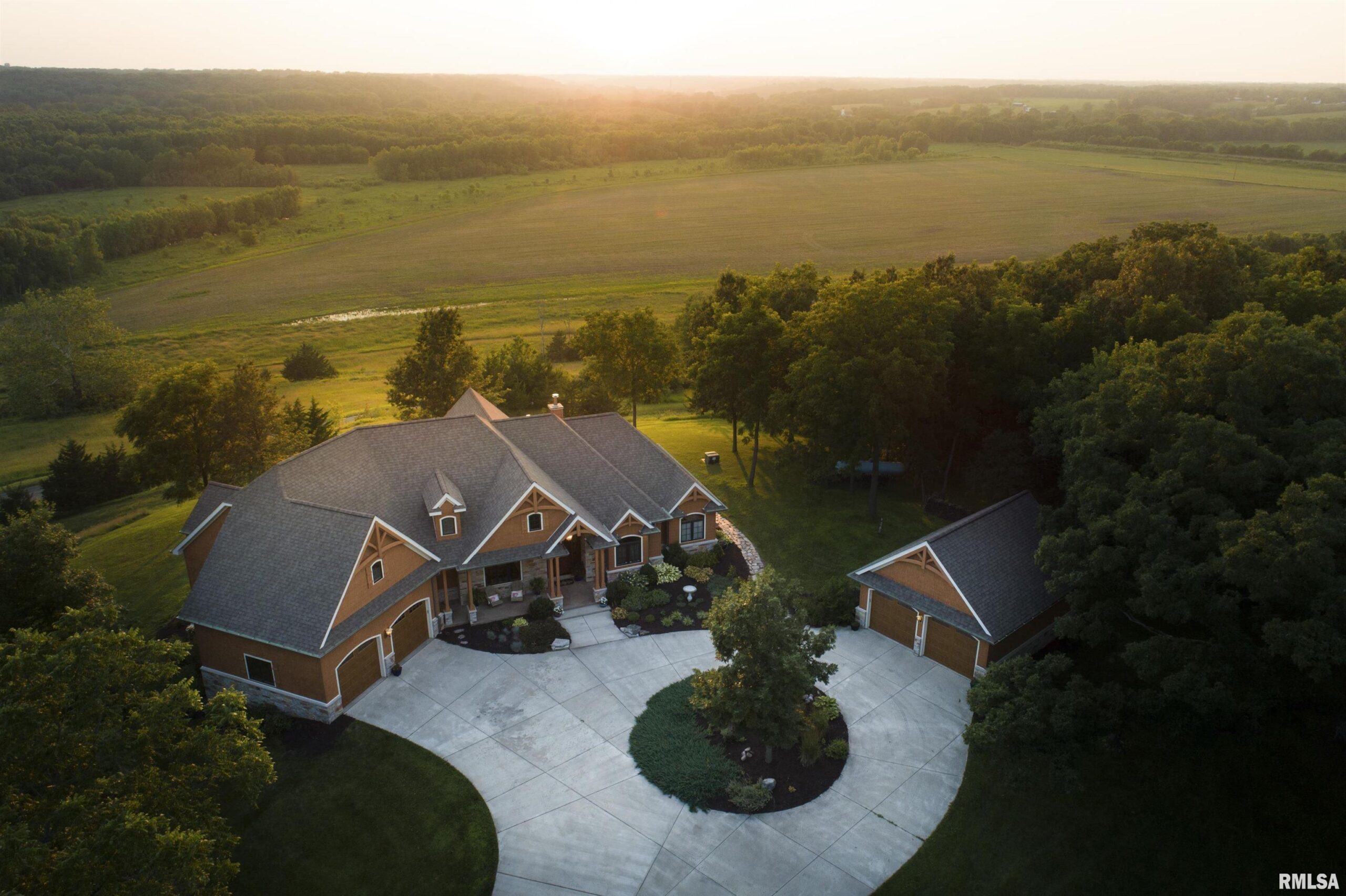 1841 N 1400 Road Dahinda IL