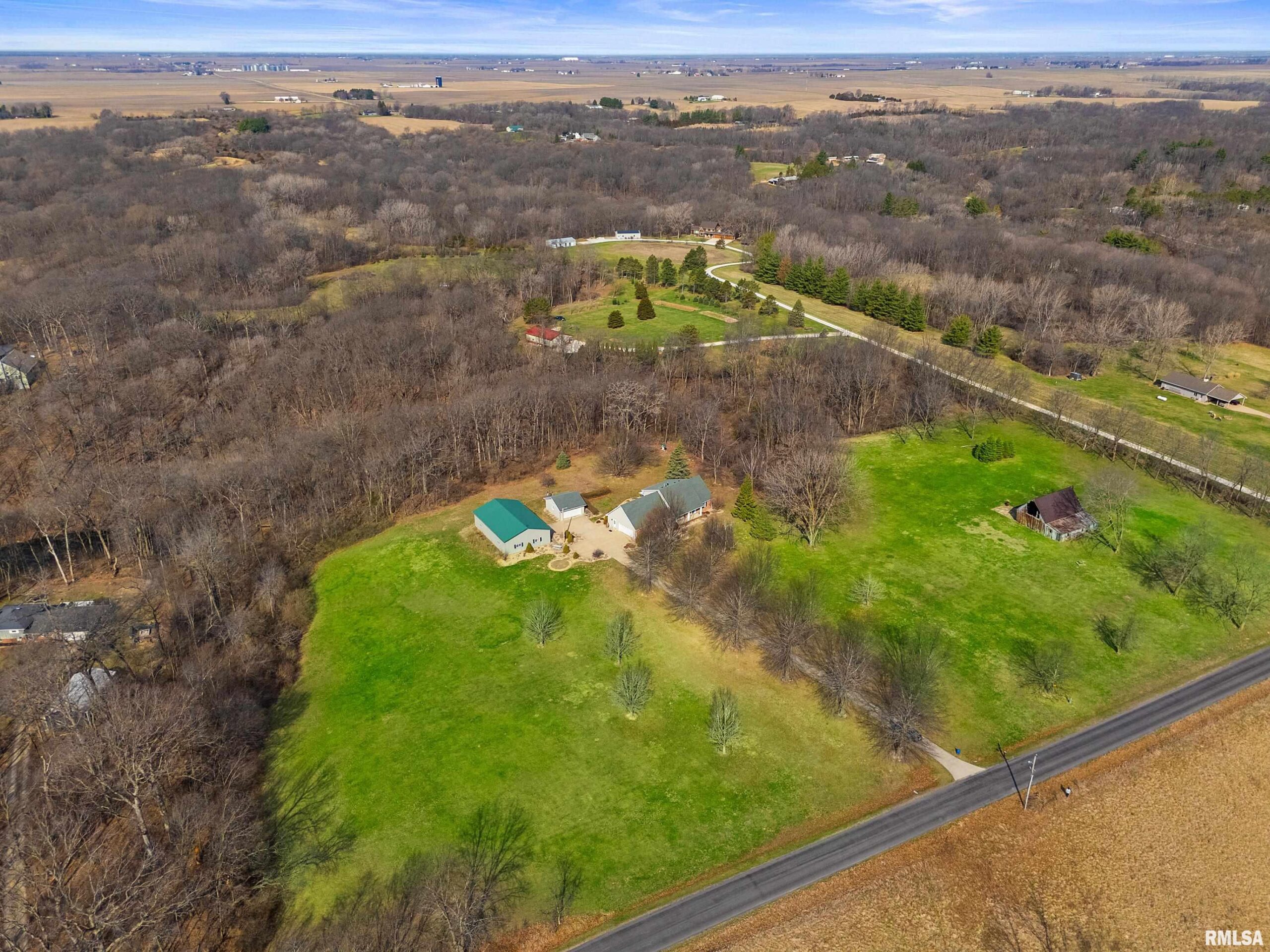 17215 N MANGOLD Road Edelstein IL