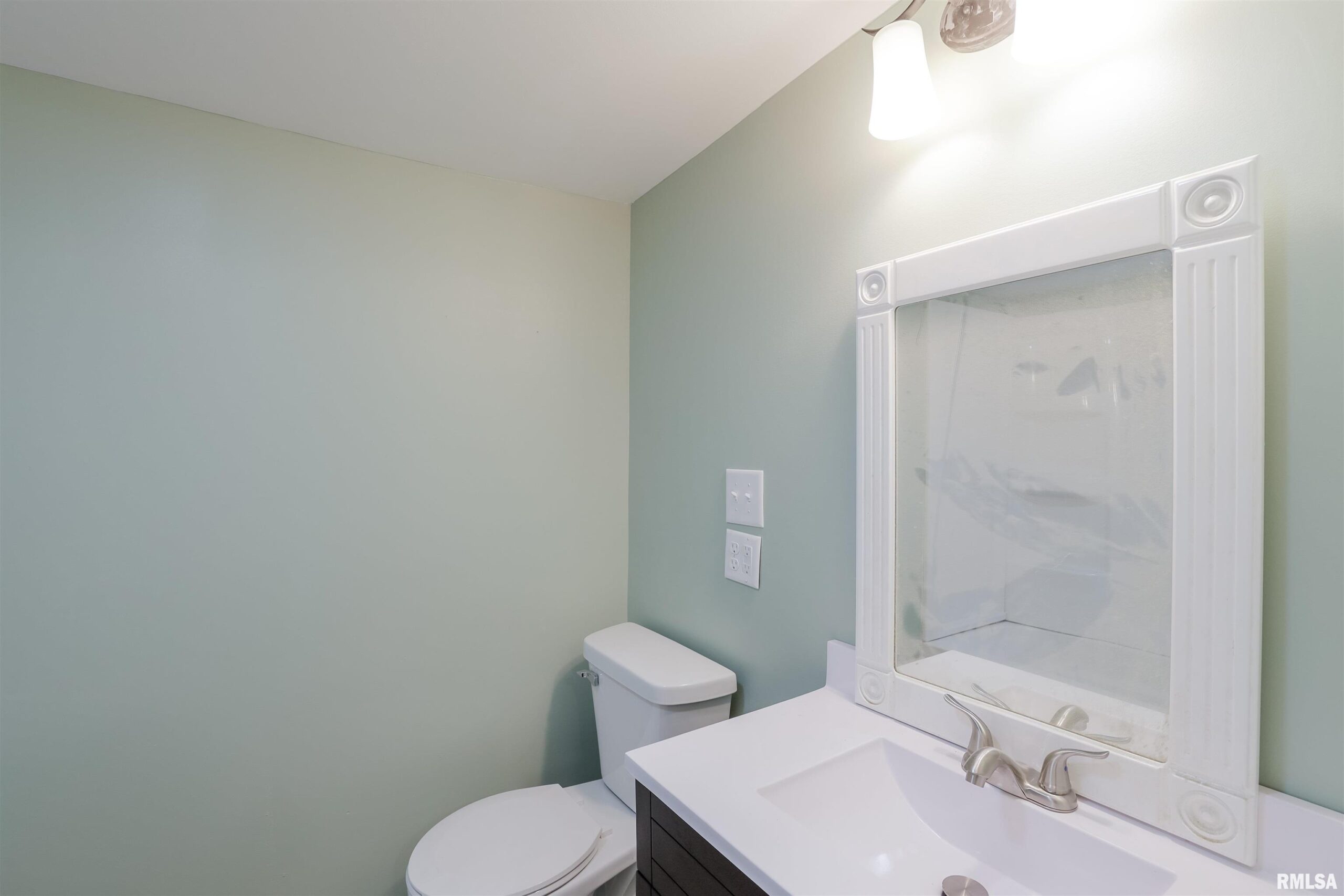 506 W POPLAR Street West Frankfort IL