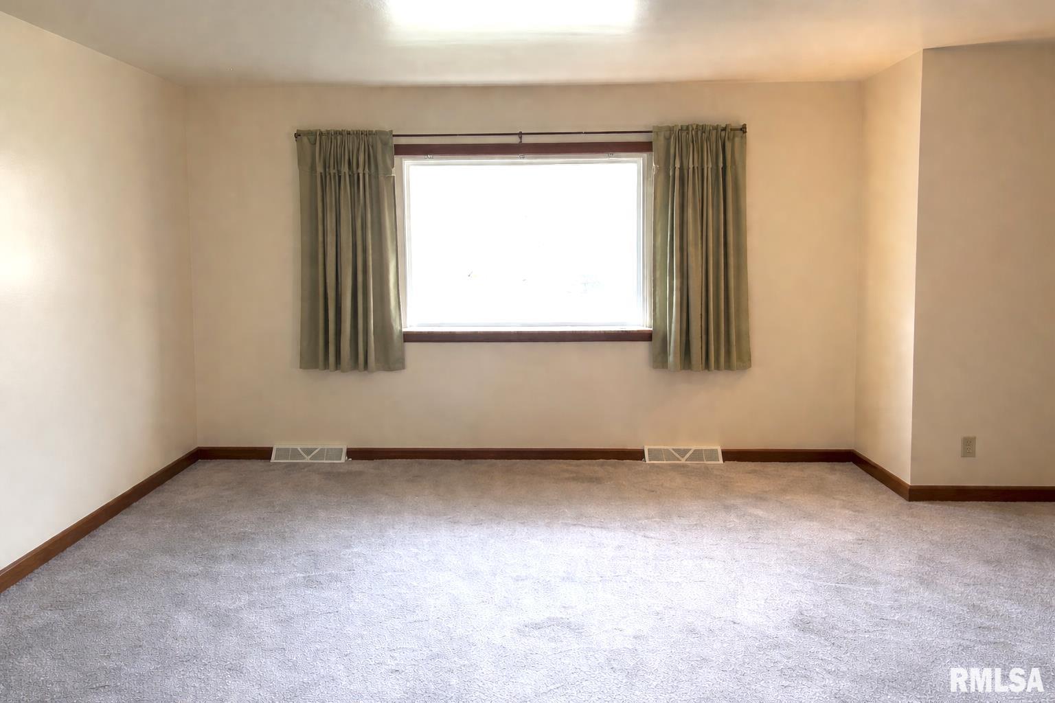 2138 W LAWRENCE Avenue Springfield IL