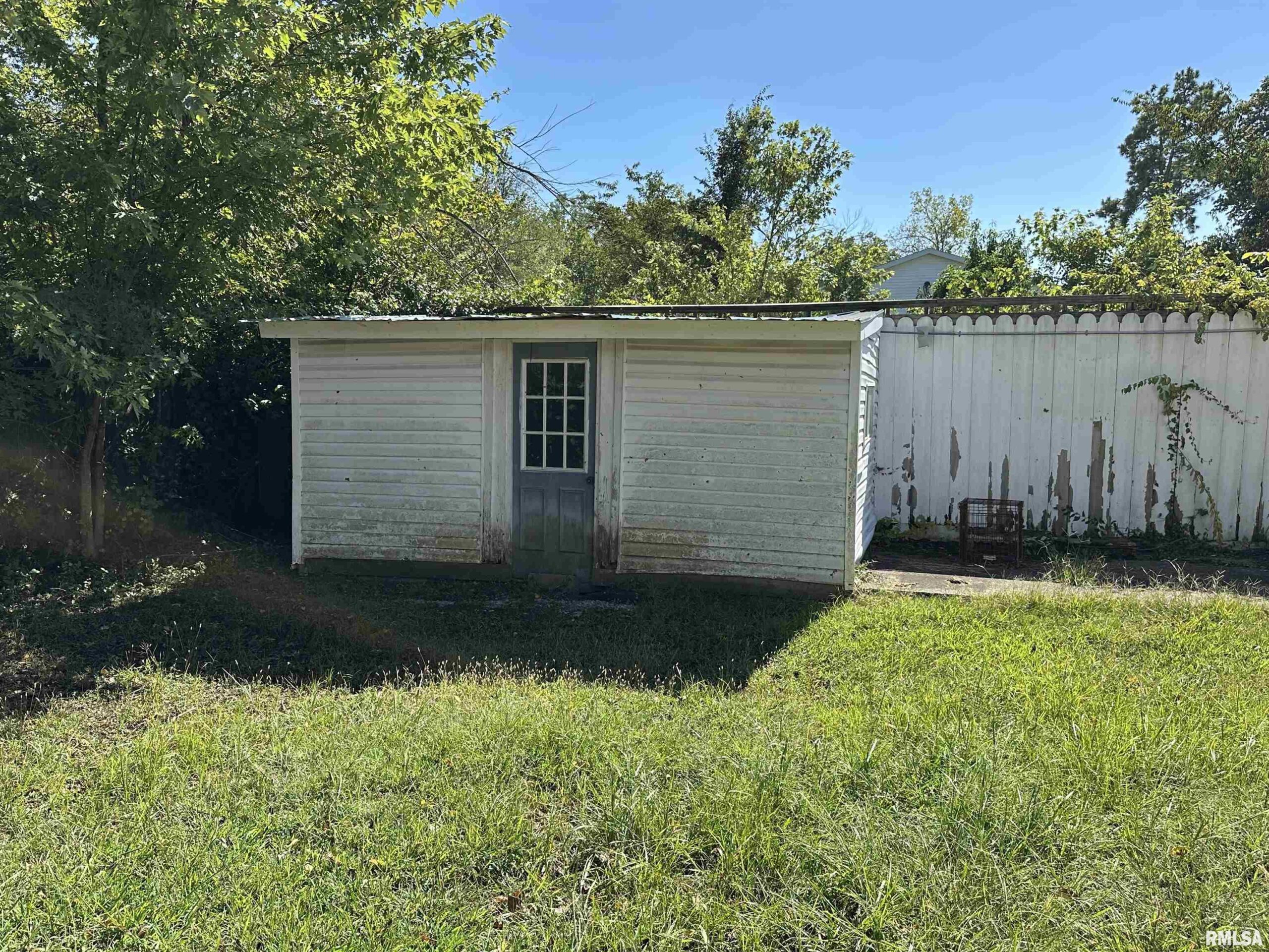 1219 S COURT Street Marion IL