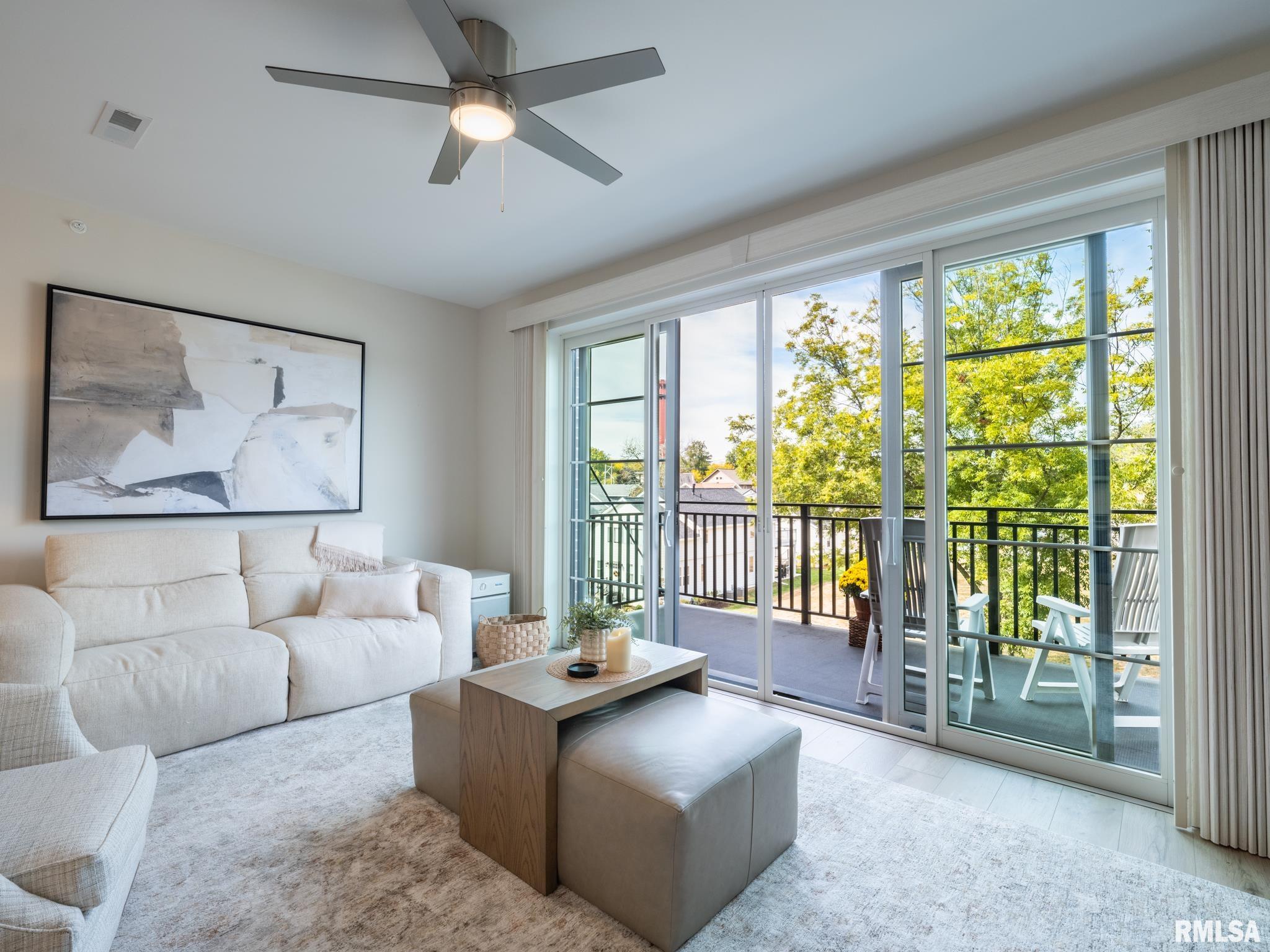 1310 E SAMUEL Avenue Peoria Heights IL