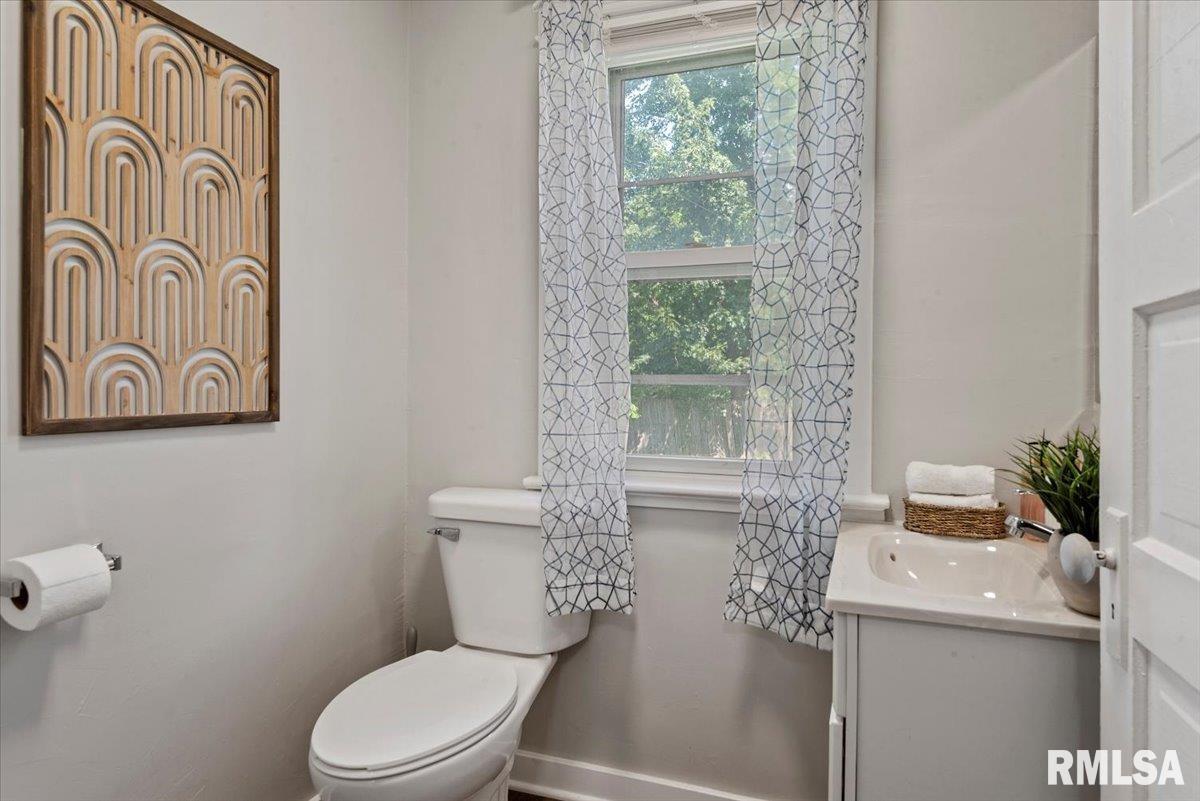 112 N MACARTHUR Boulevard Springfield IL