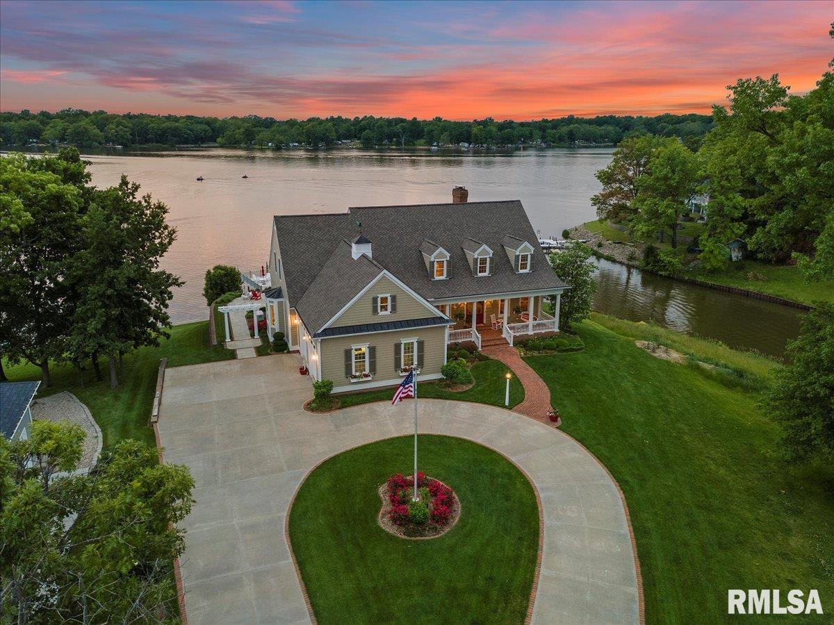 41 Lake Vista Drive Taylorville IL