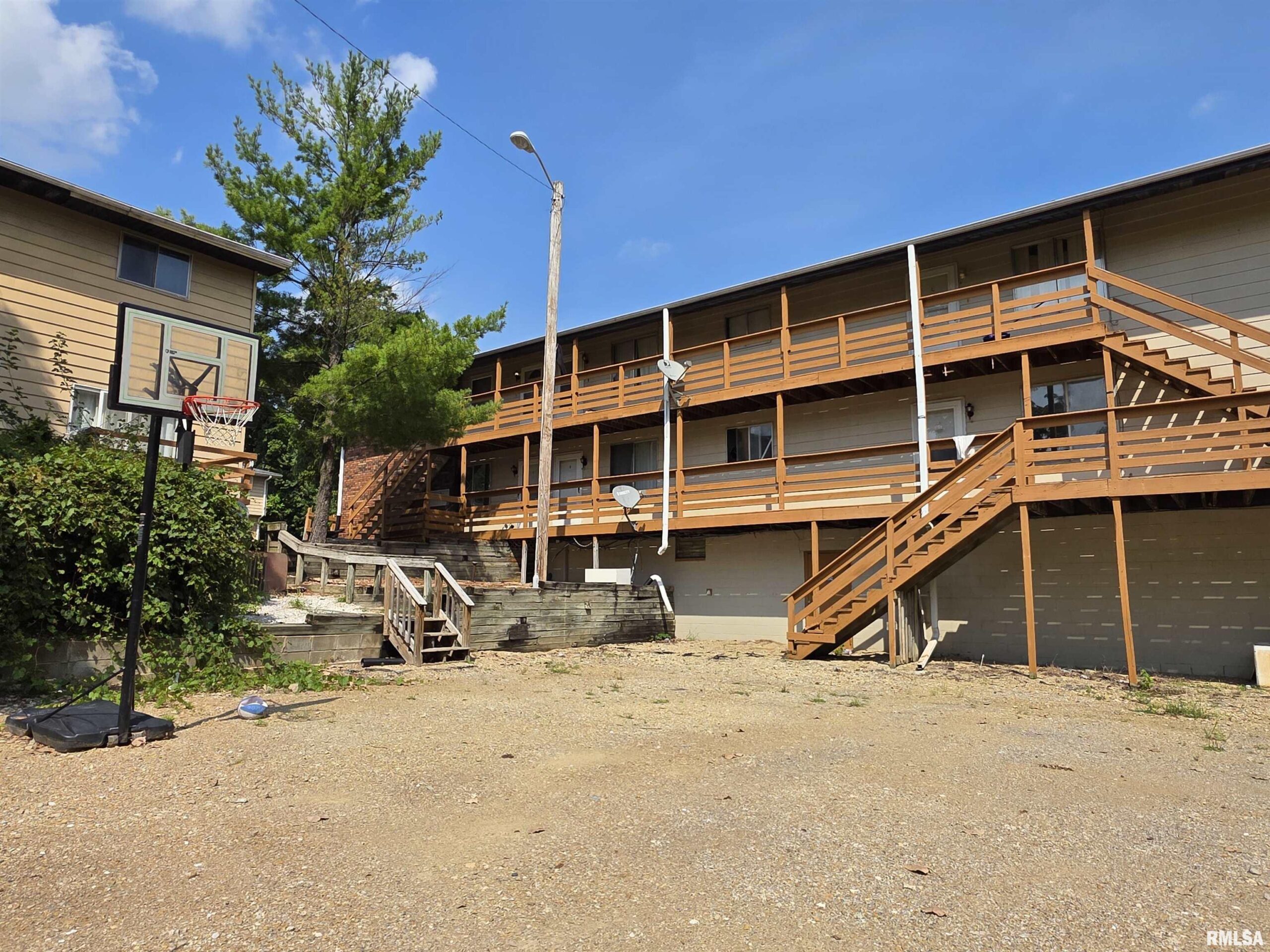 1300 W Jeth Court Peoria IL