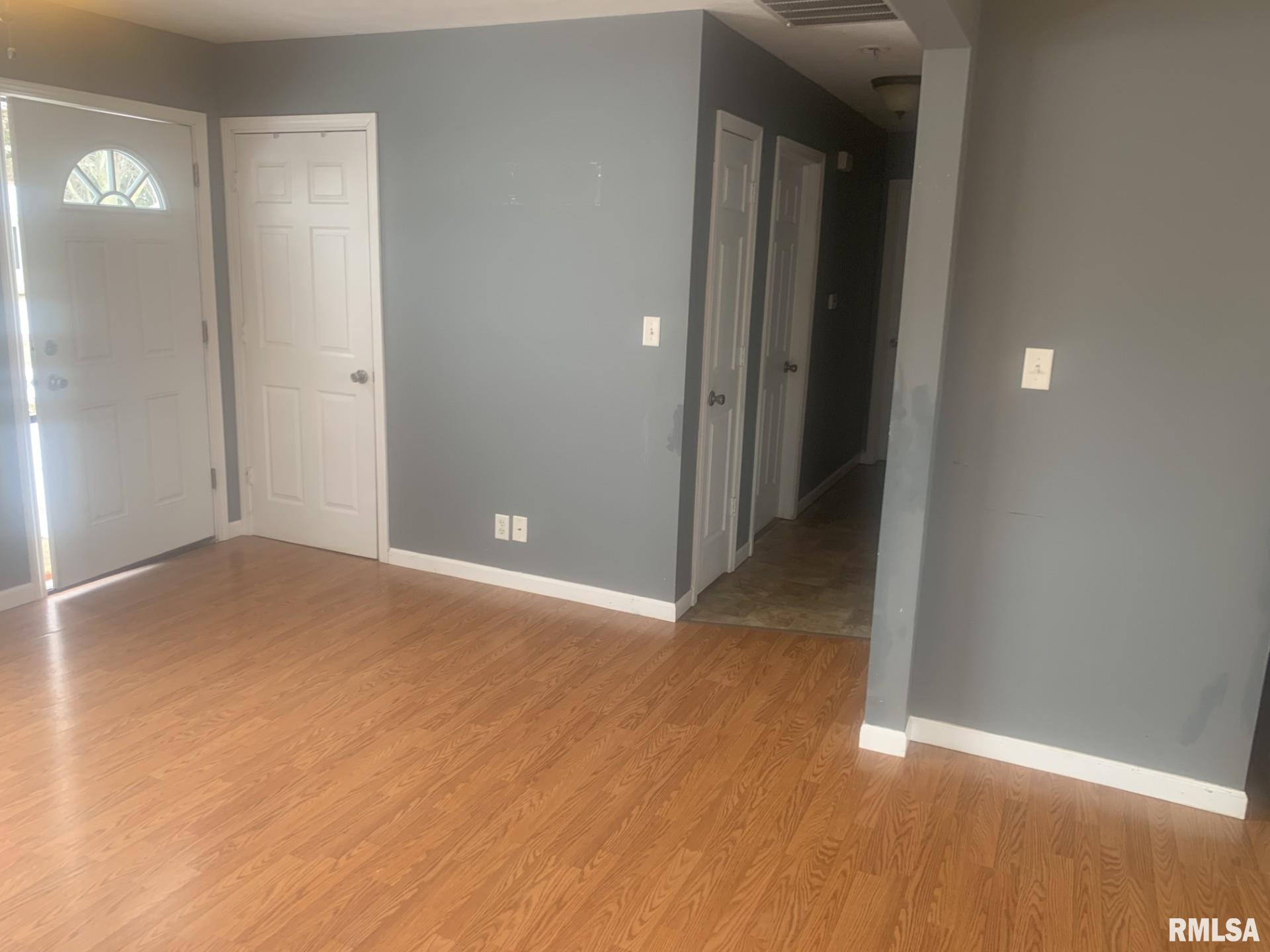 13 SOMMERSET Drive Jacksonville IL