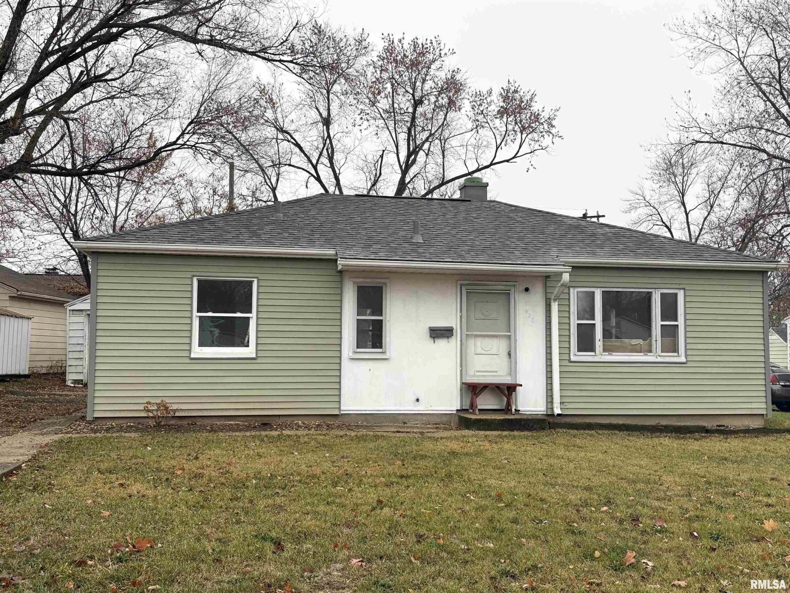 930 W WILLOW Street Peoria IL