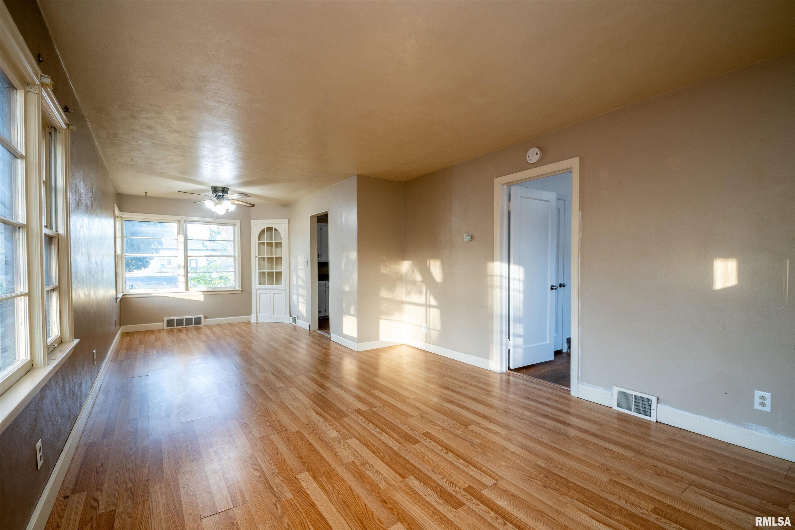 1426 N 4TH Street Chillicothe IL