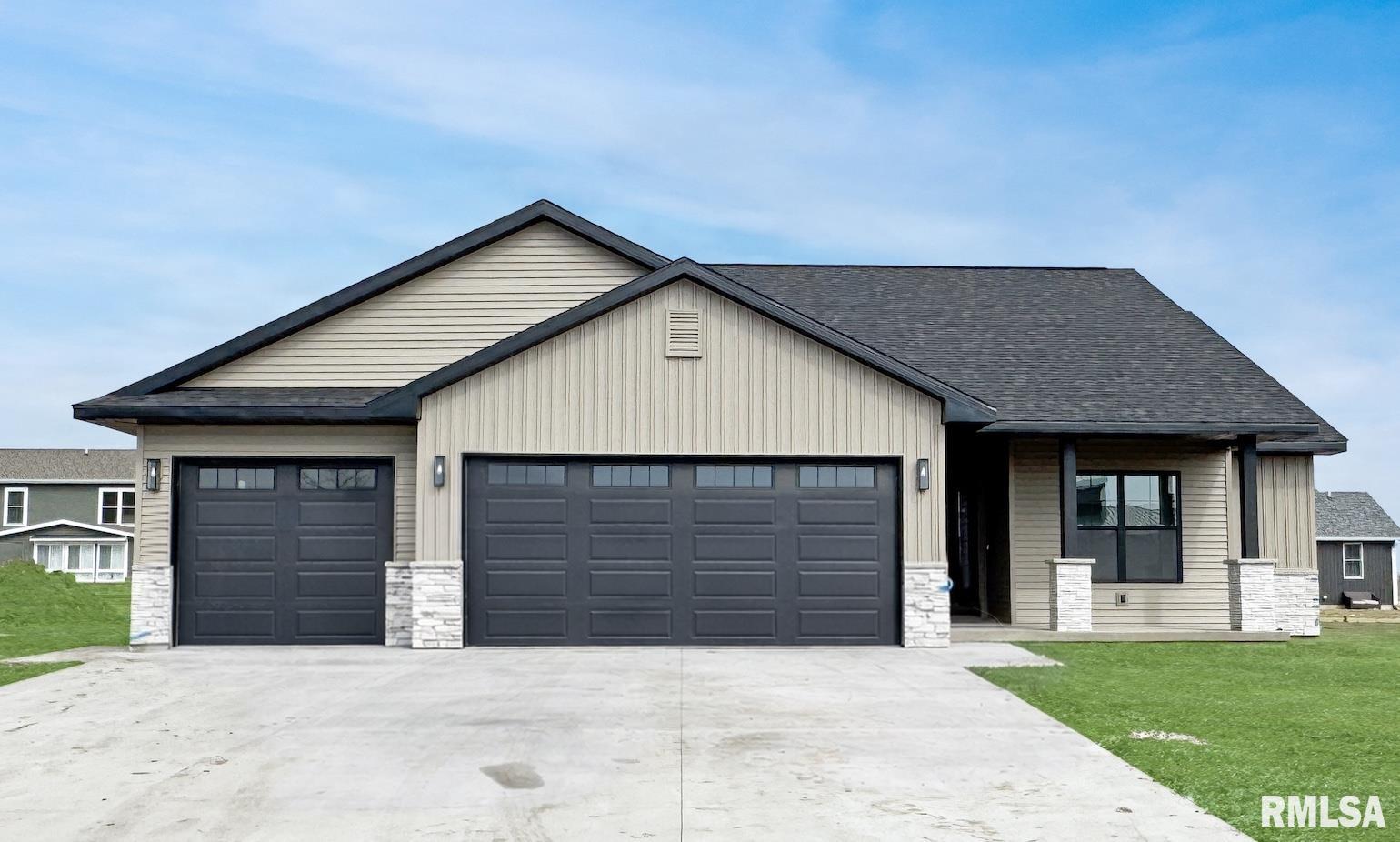 27 Neylon Street Mt Sterling IL