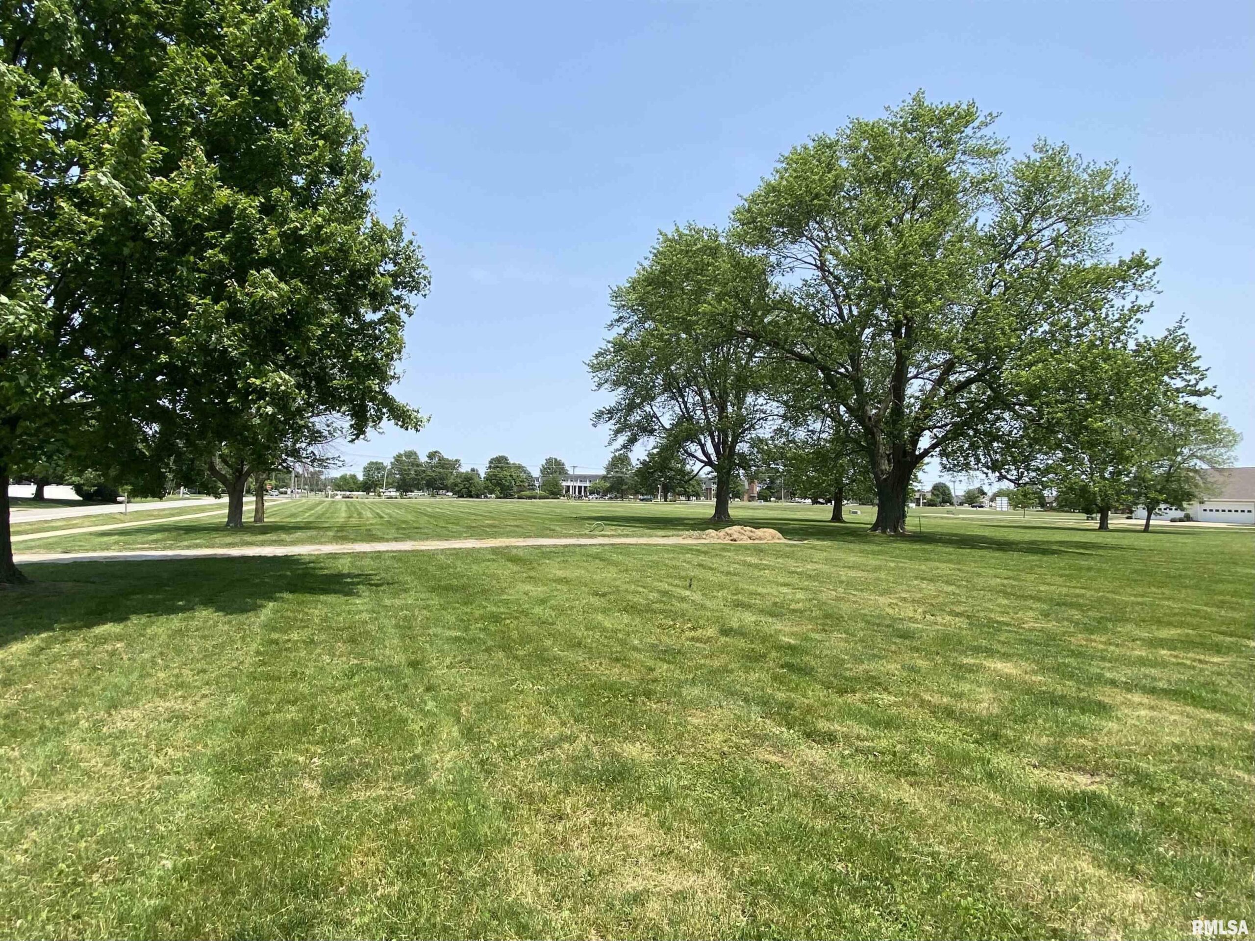 1009 CANDY Lane Macomb IL
