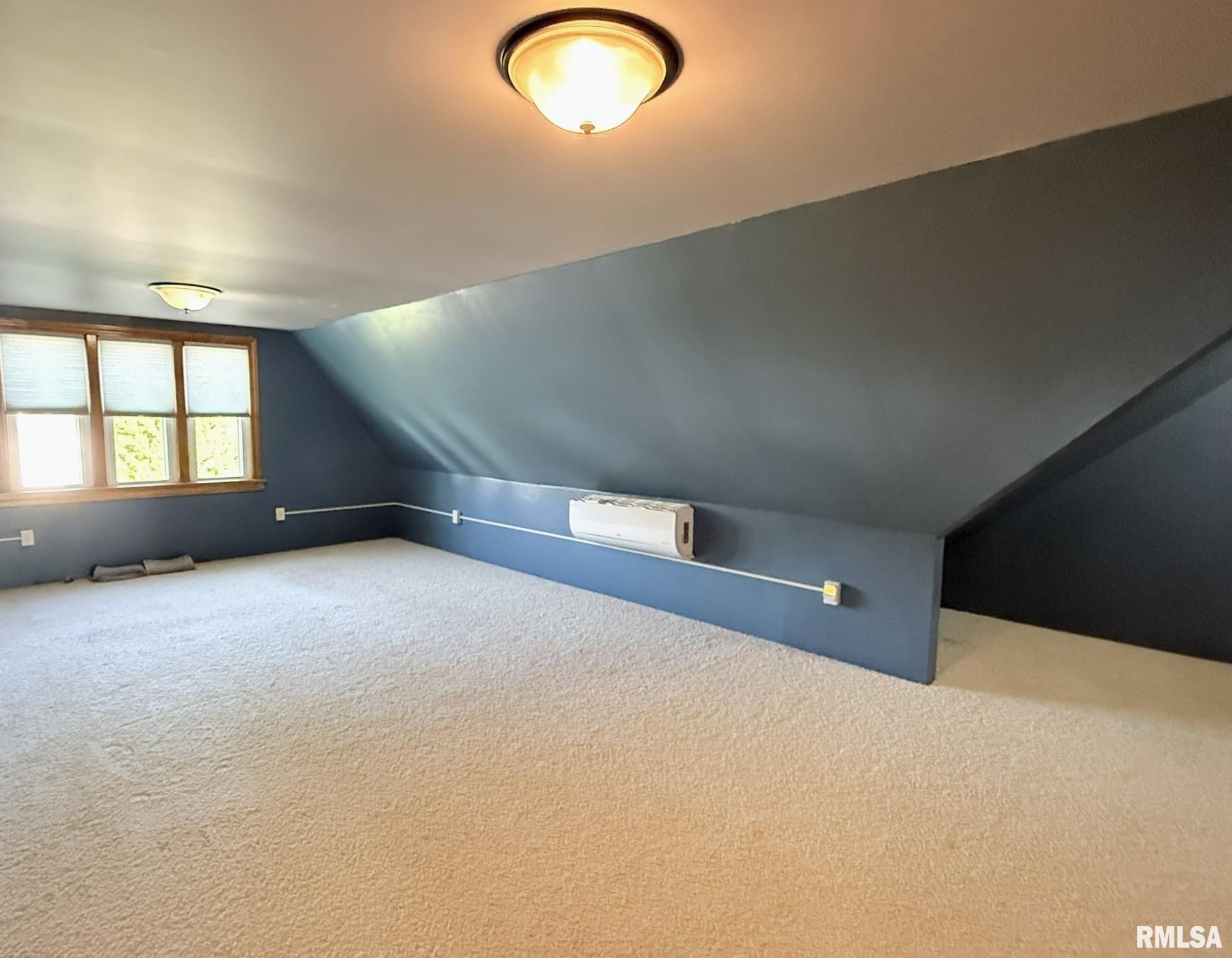 109 E WEST Street Oneida IL