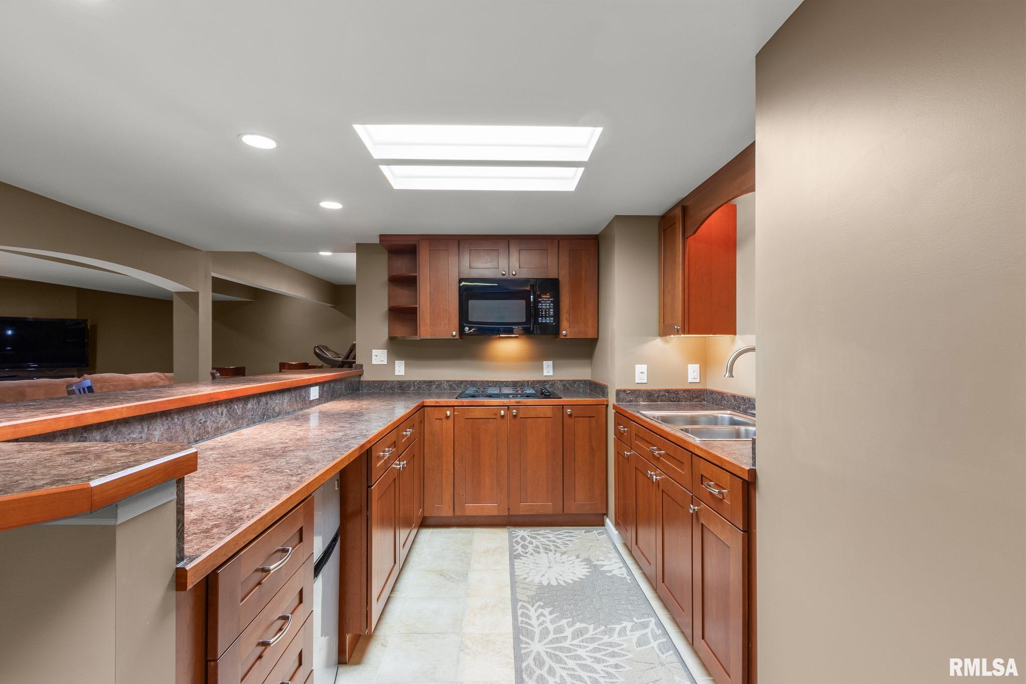 905 BROOKLINE Drive Eureka IL