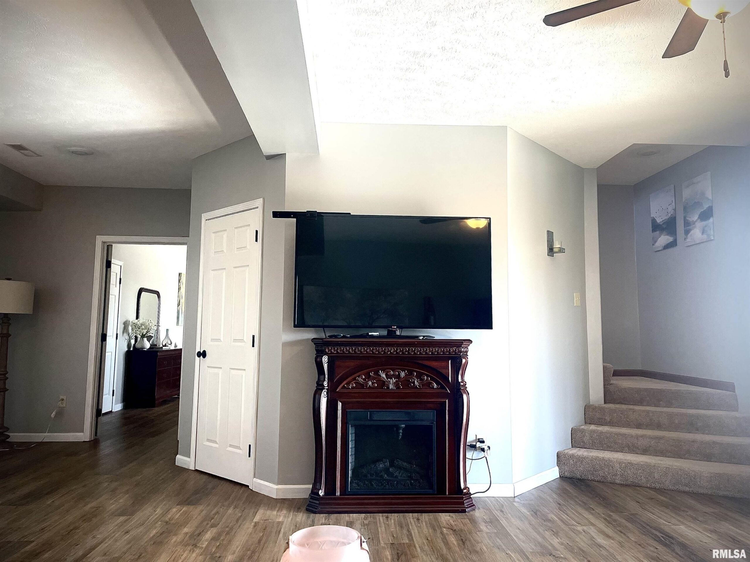 1145 SKYLINE Drive Cobden IL