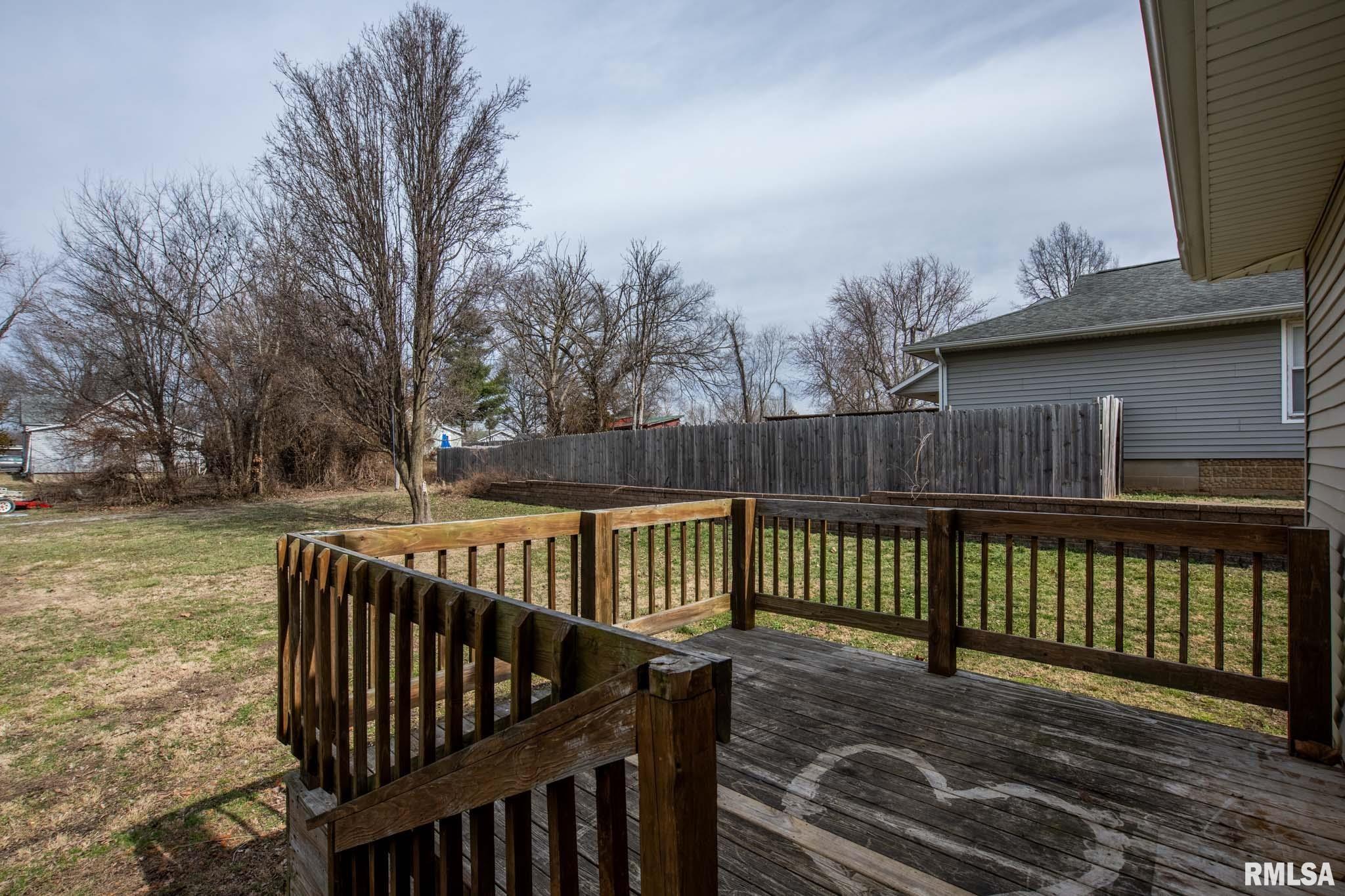 610 E ILLINOIS Avenue Carterville IL