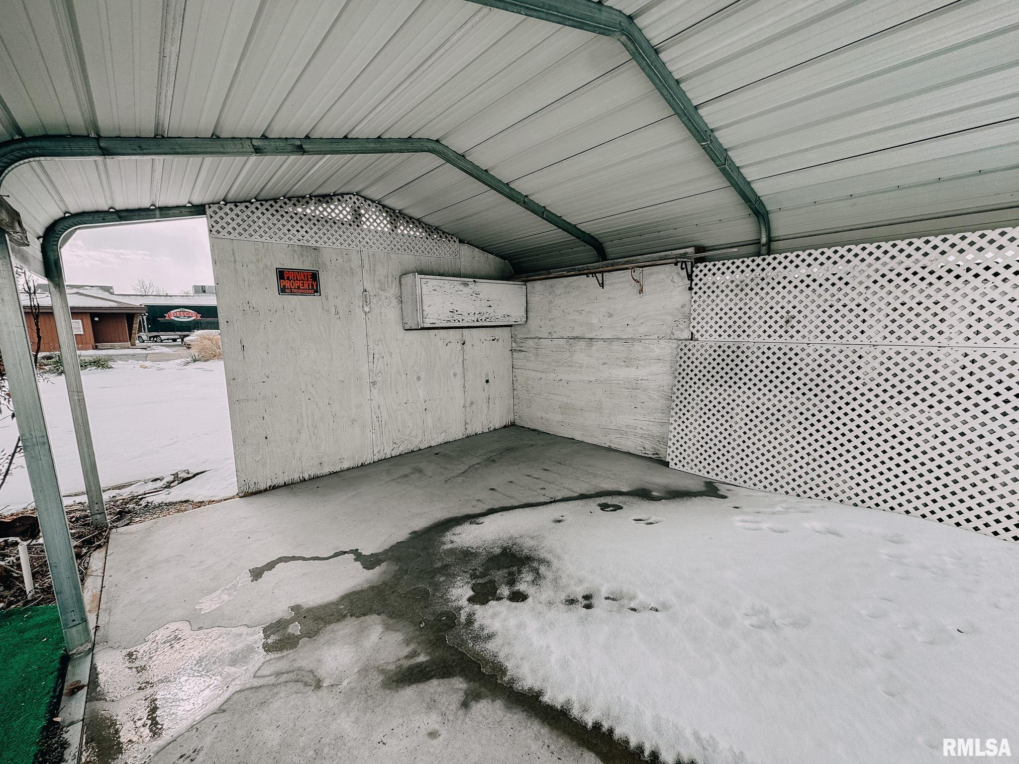 705 W COLLEGE Street Marion IL