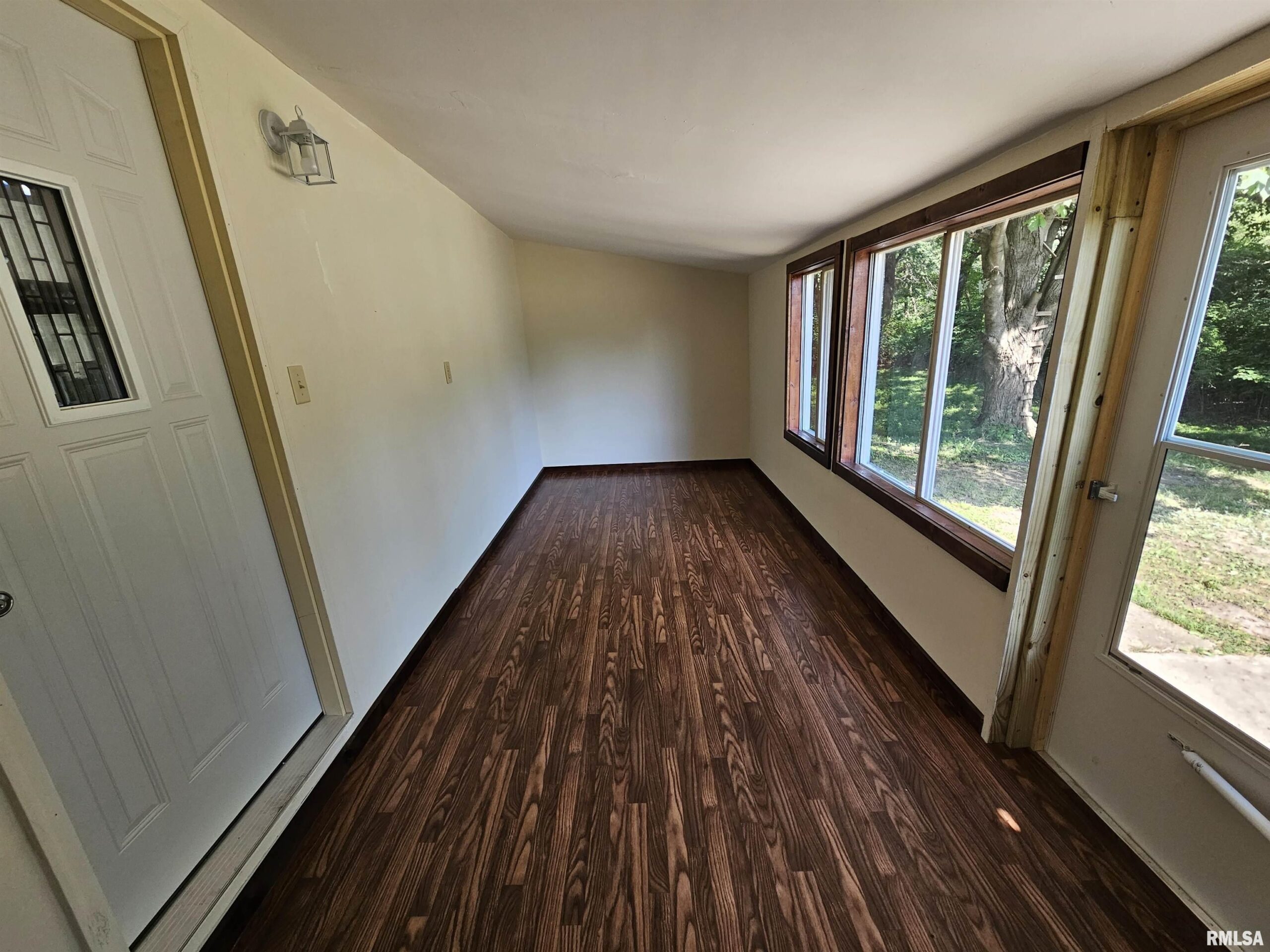 718 N COAL Street Colchester IL