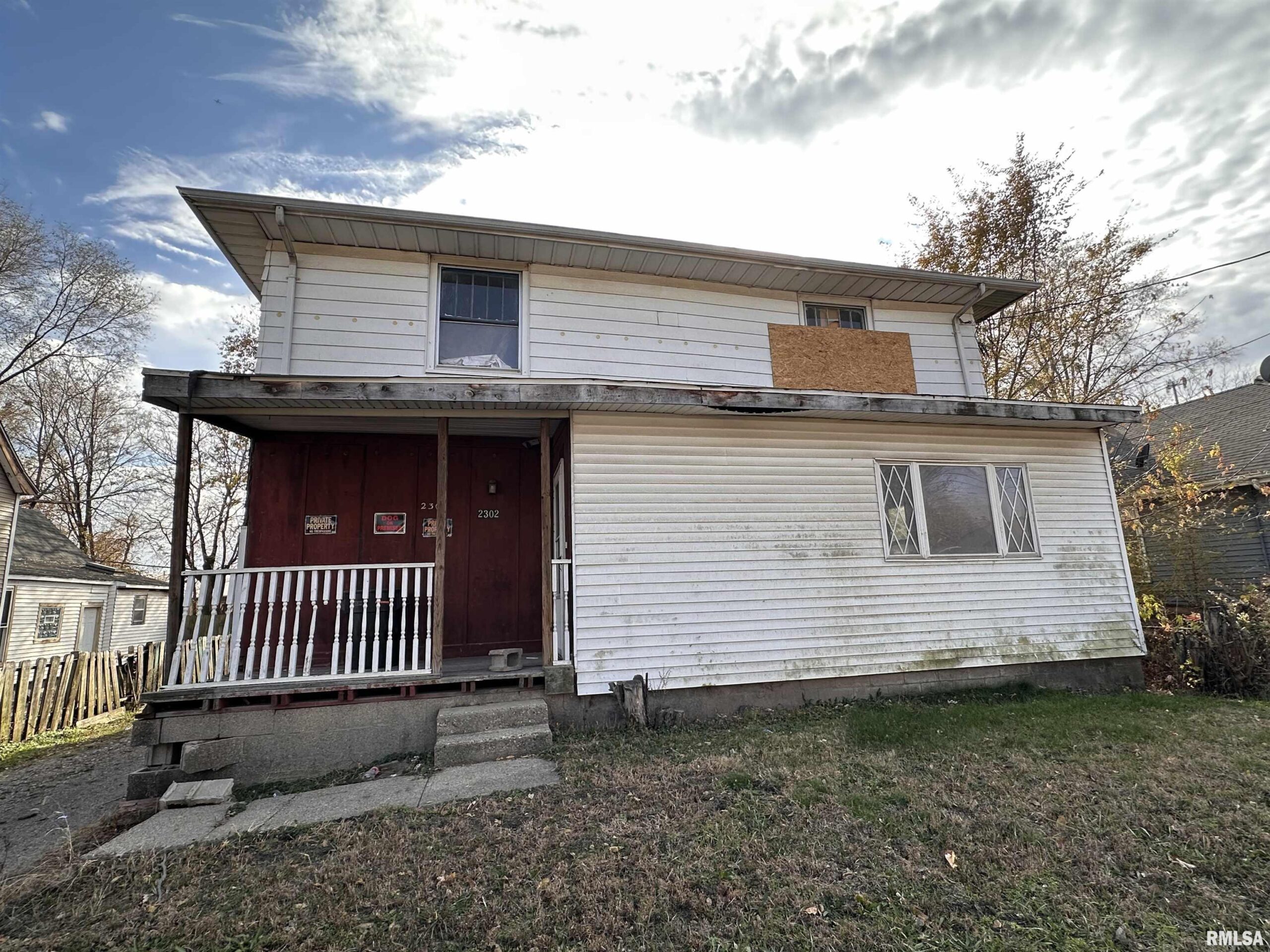 2302 W KRAUSE Avenue Peoria IL