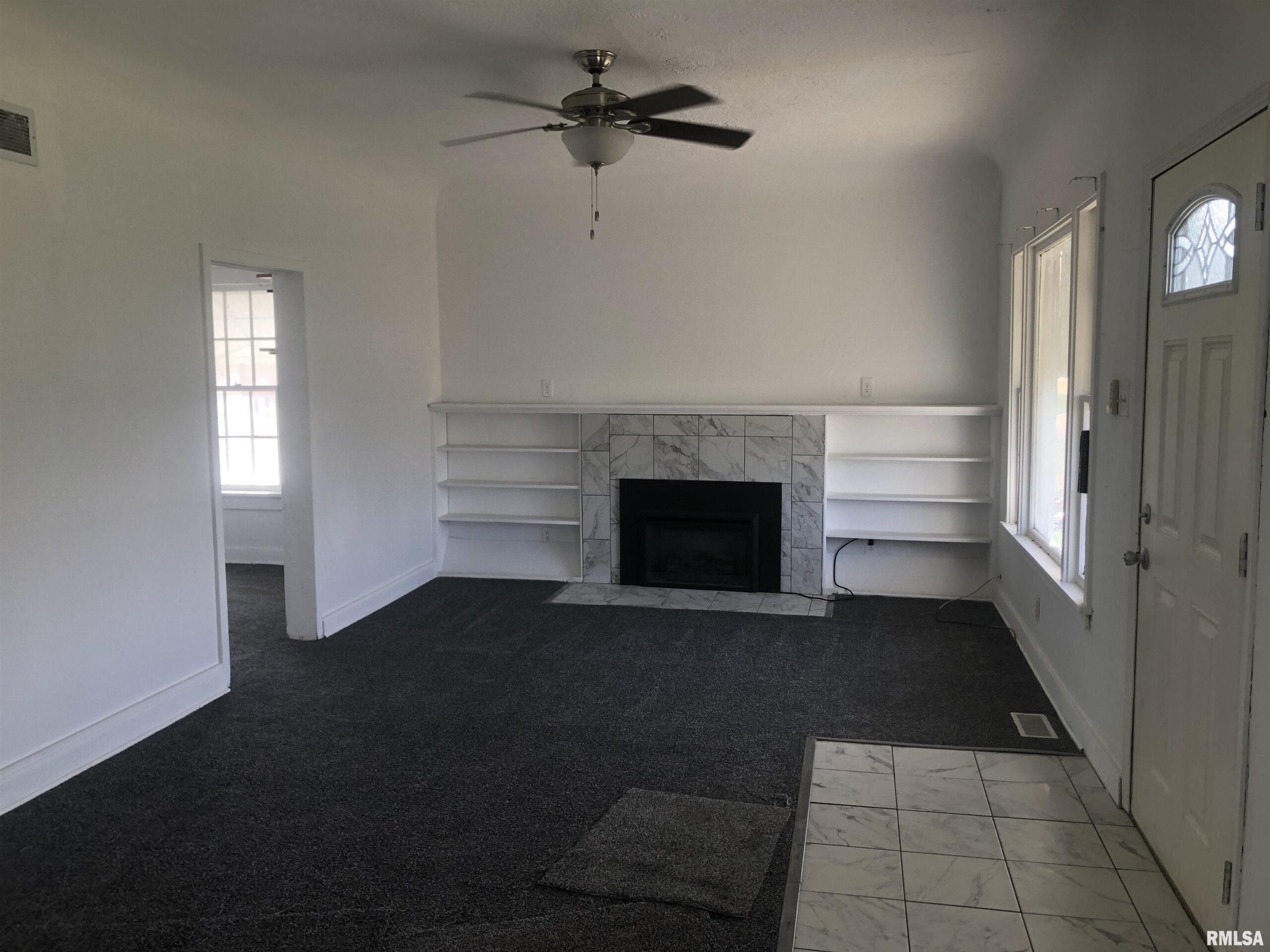 101 W OAK Street Broadwell IL