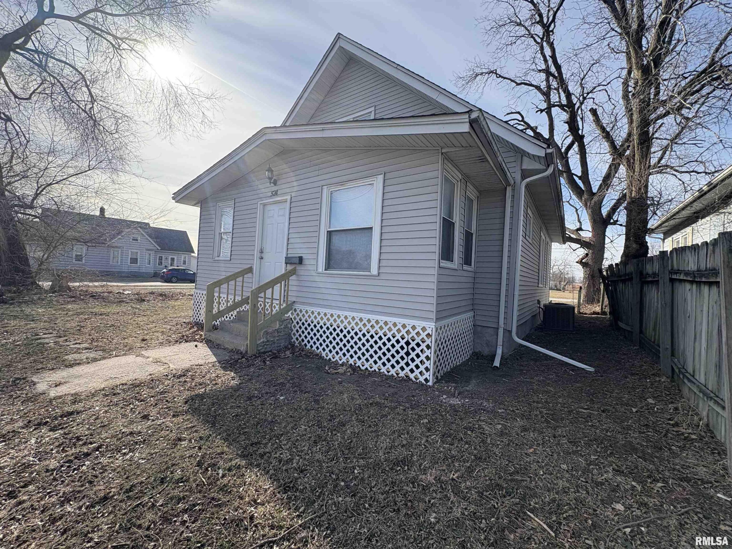 524 7TH Street Rock Island IL