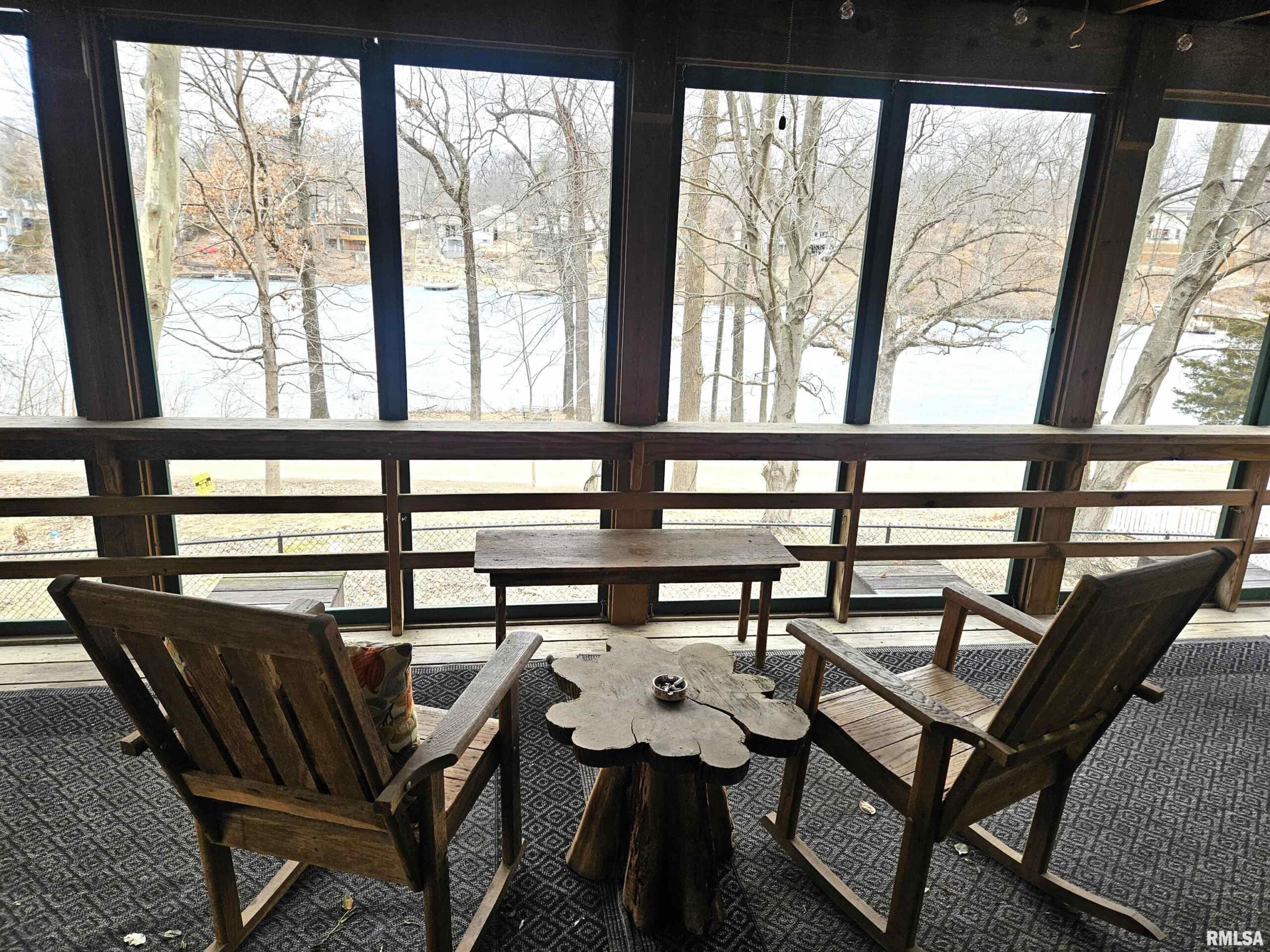 999 BREEZY BLUFF Drive Galesburg IL