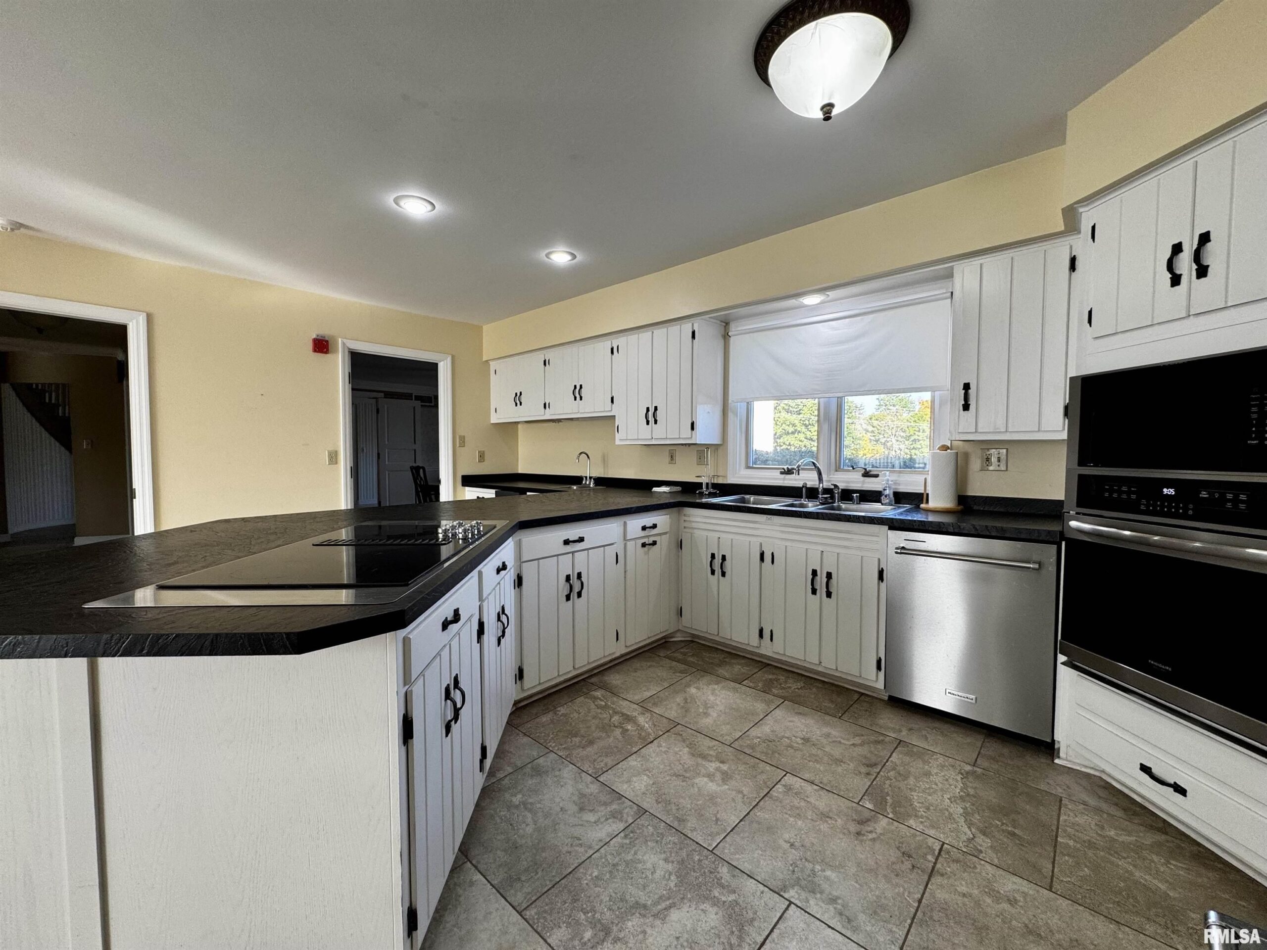 2001 Wigwam Hollow Road Macomb IL