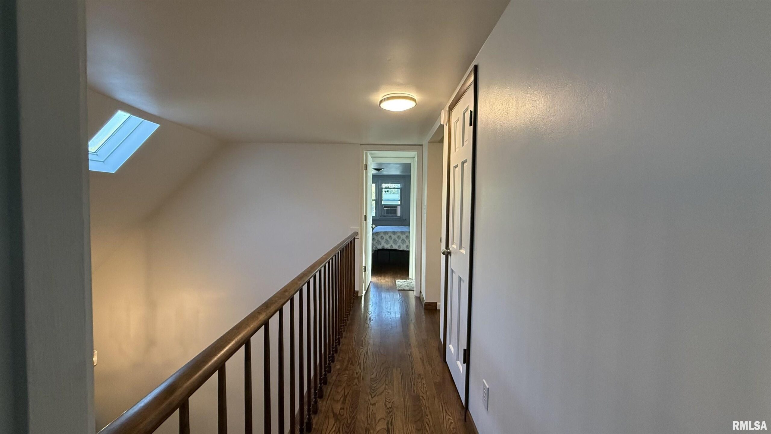 300 S GLENVIEW Drive Carbondale IL