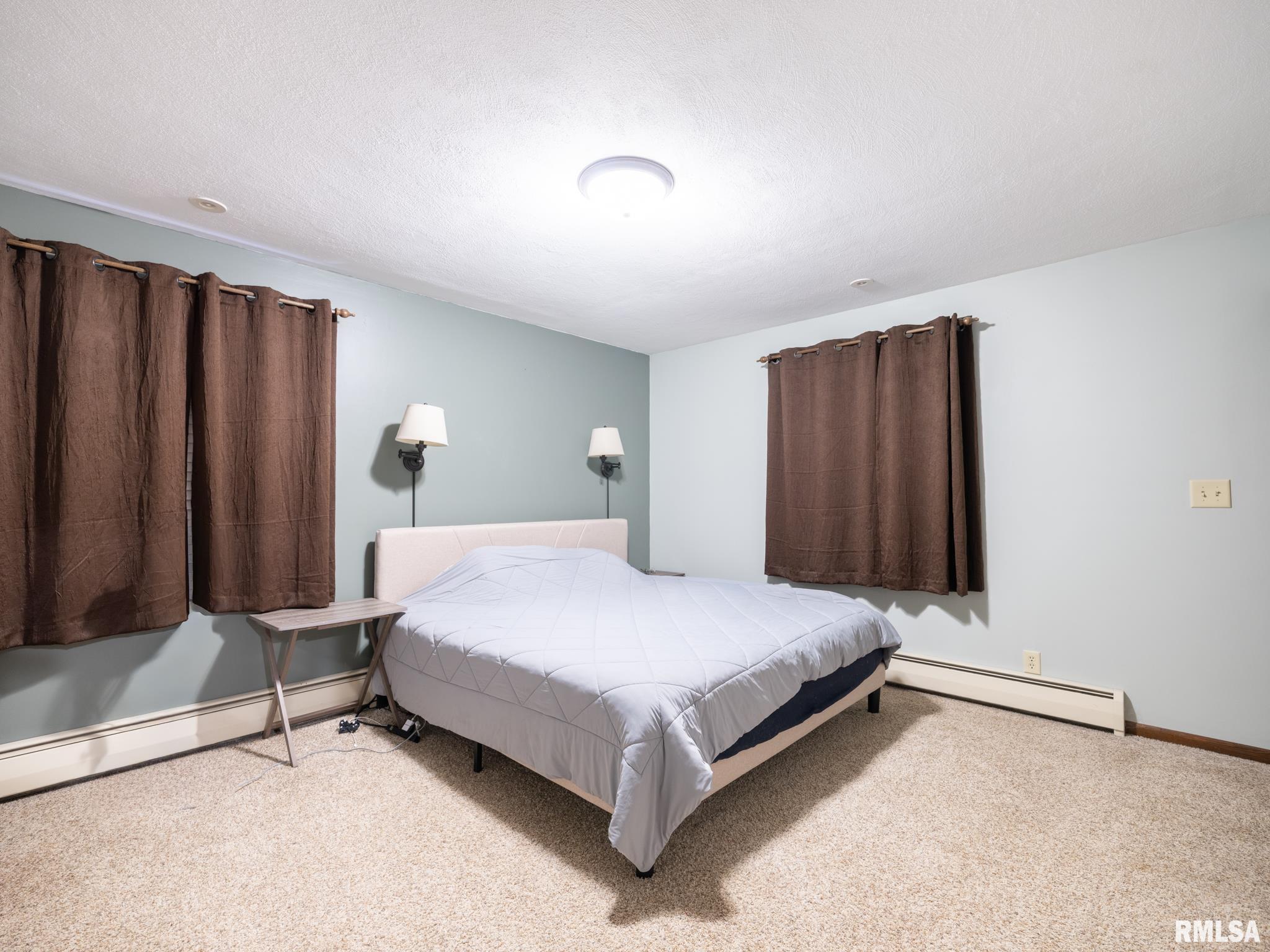 103 EDGEBROOK Court Washburn IL