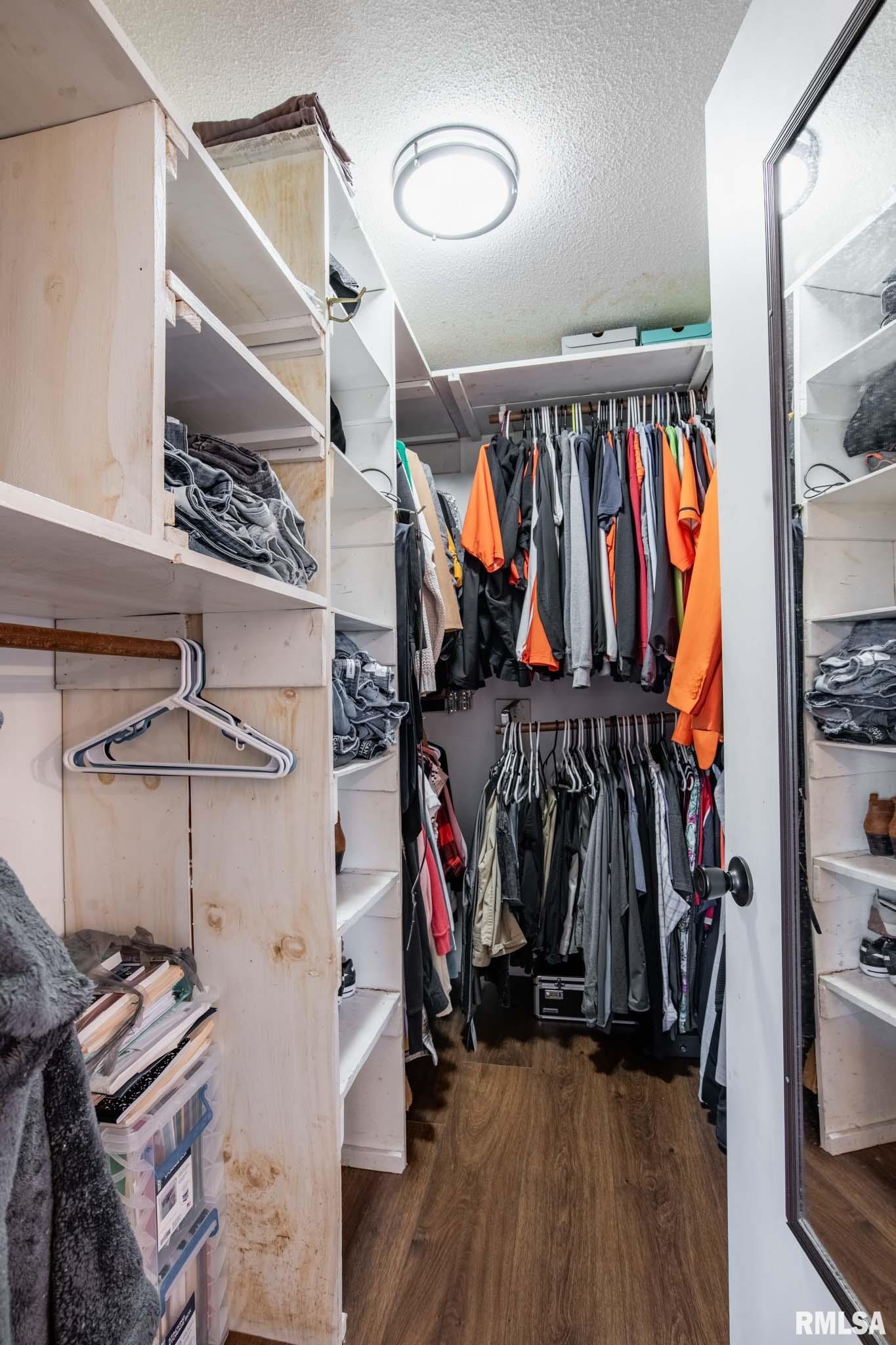 6278 MARKET Road Marion IL