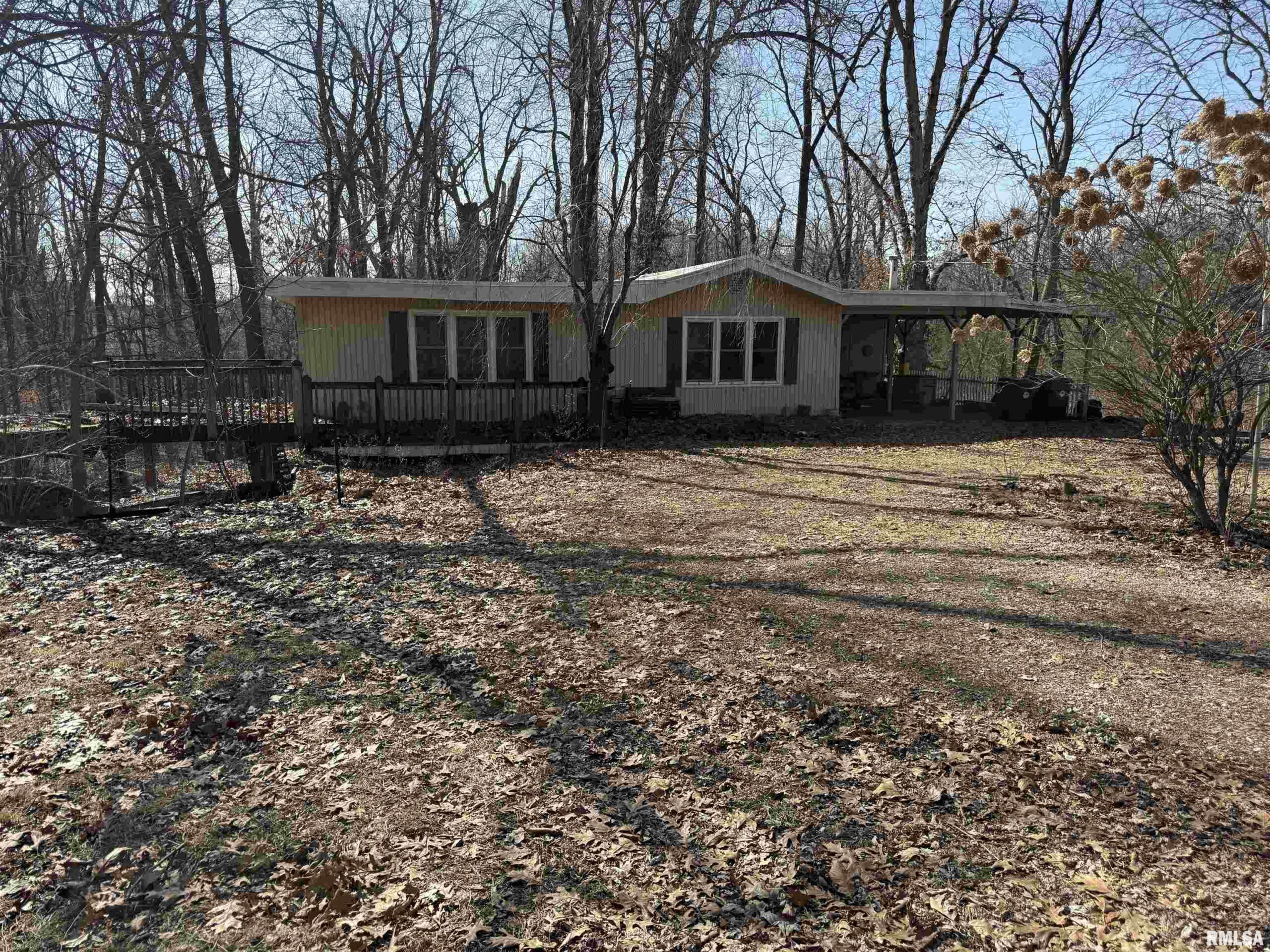 100 THRUSH Avenue Pekin IL