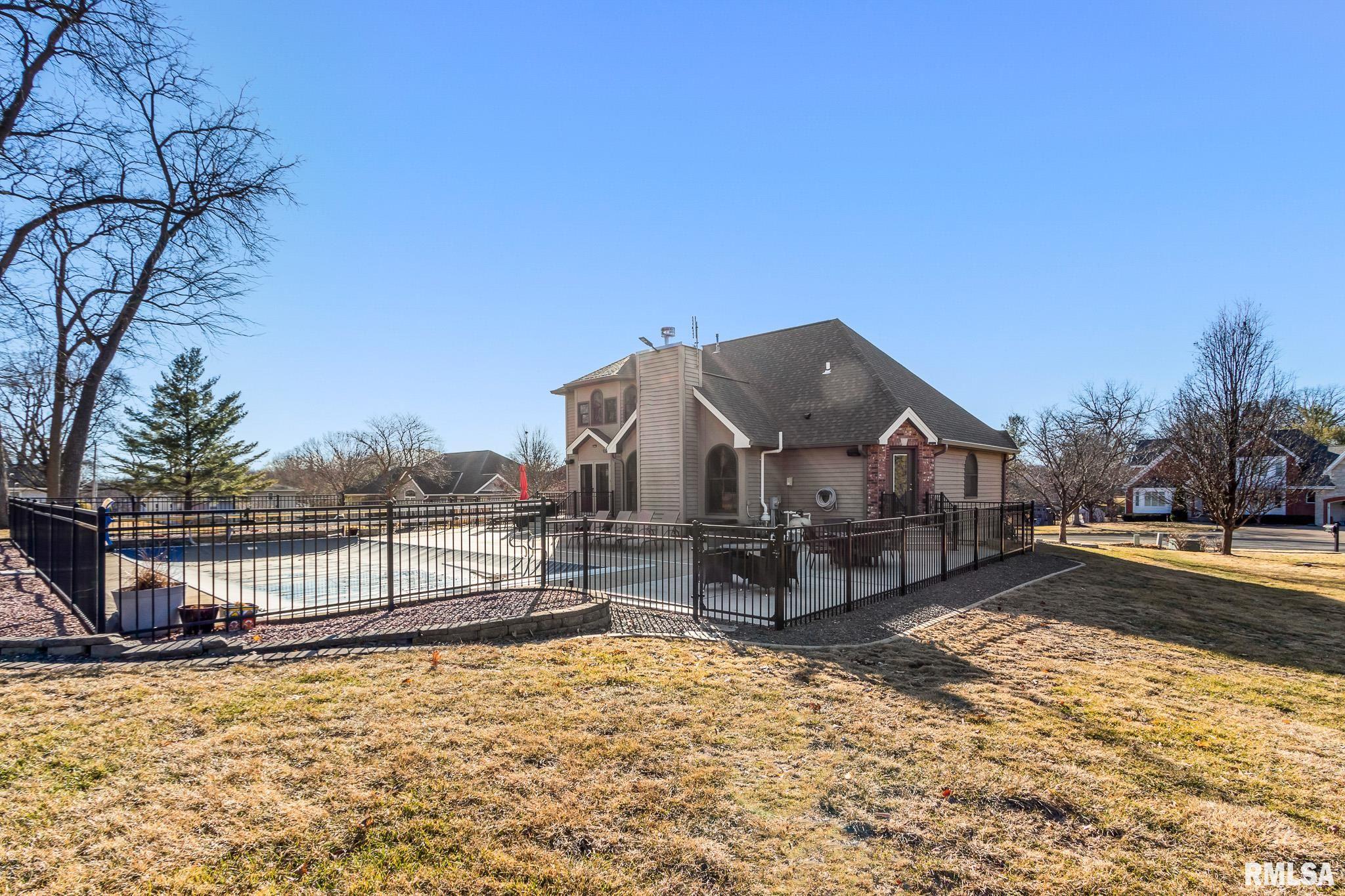 905 BROOKLINE Drive Eureka IL