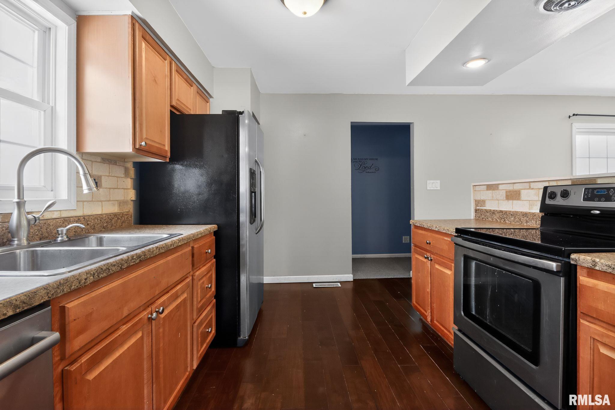 53 Mishawaka Drive Rochester IL