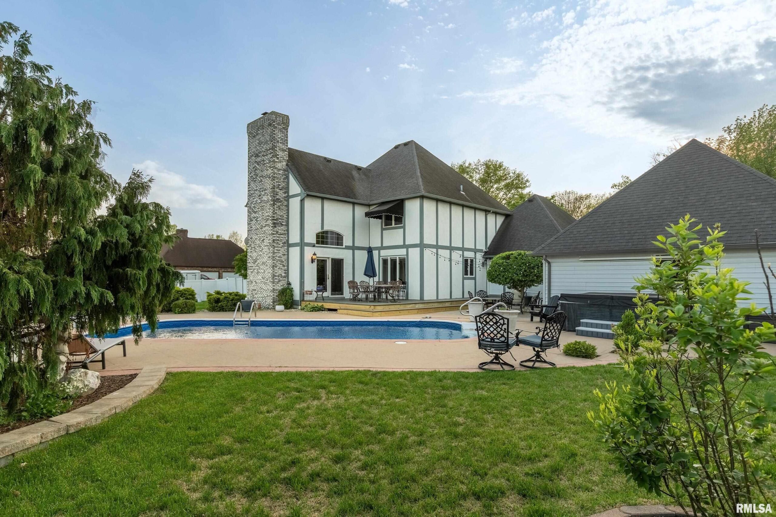 205 Dinah Lane Marion IL