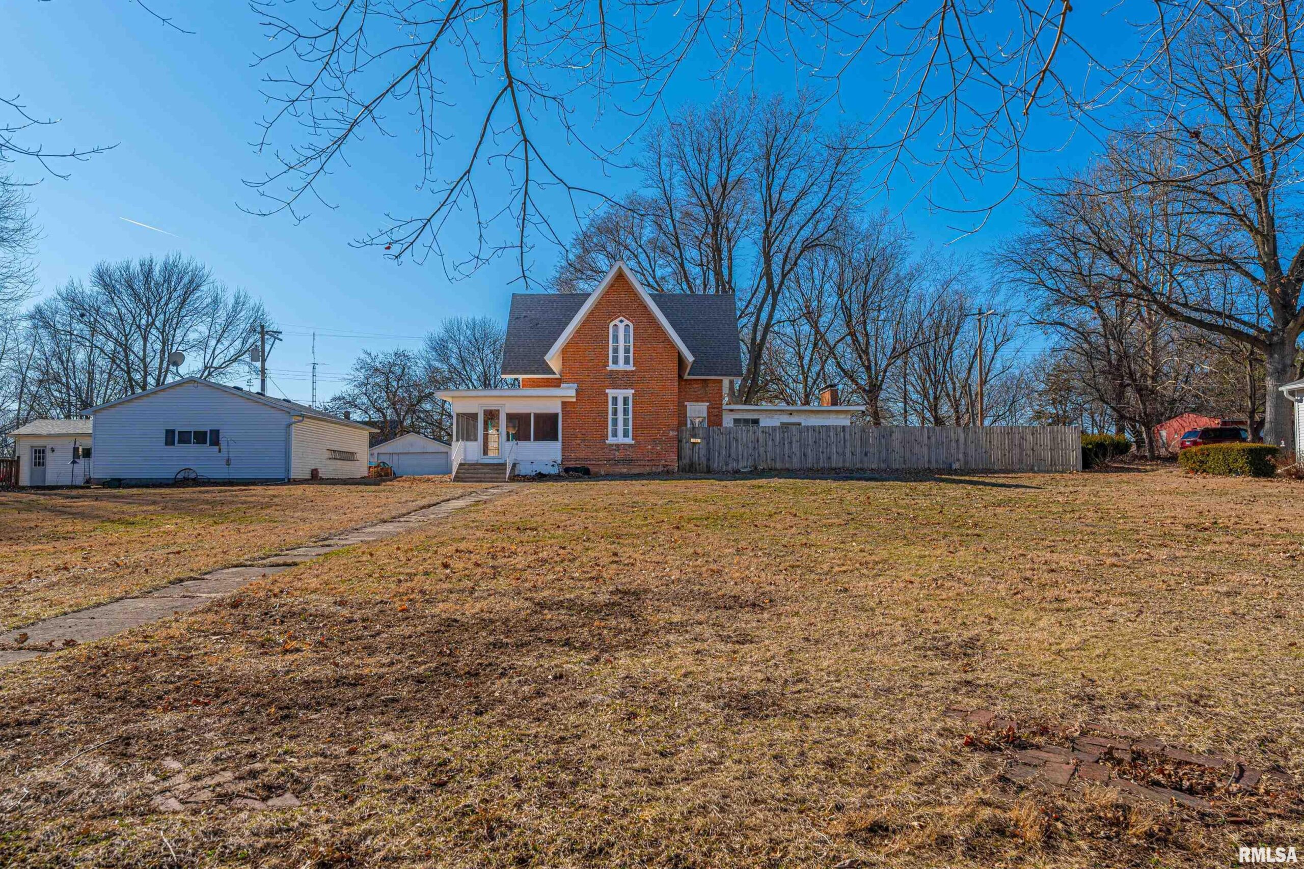 508 N WASHINGTON Street Mt Pulaski IL