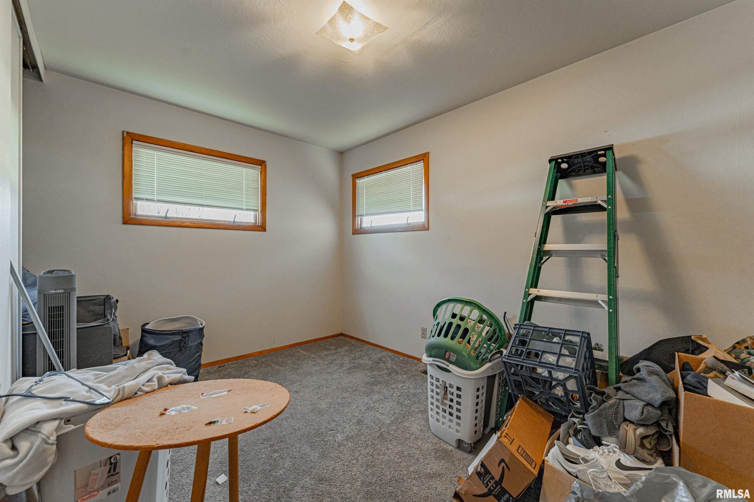 320 N JEFFERSON Street Lincoln IL