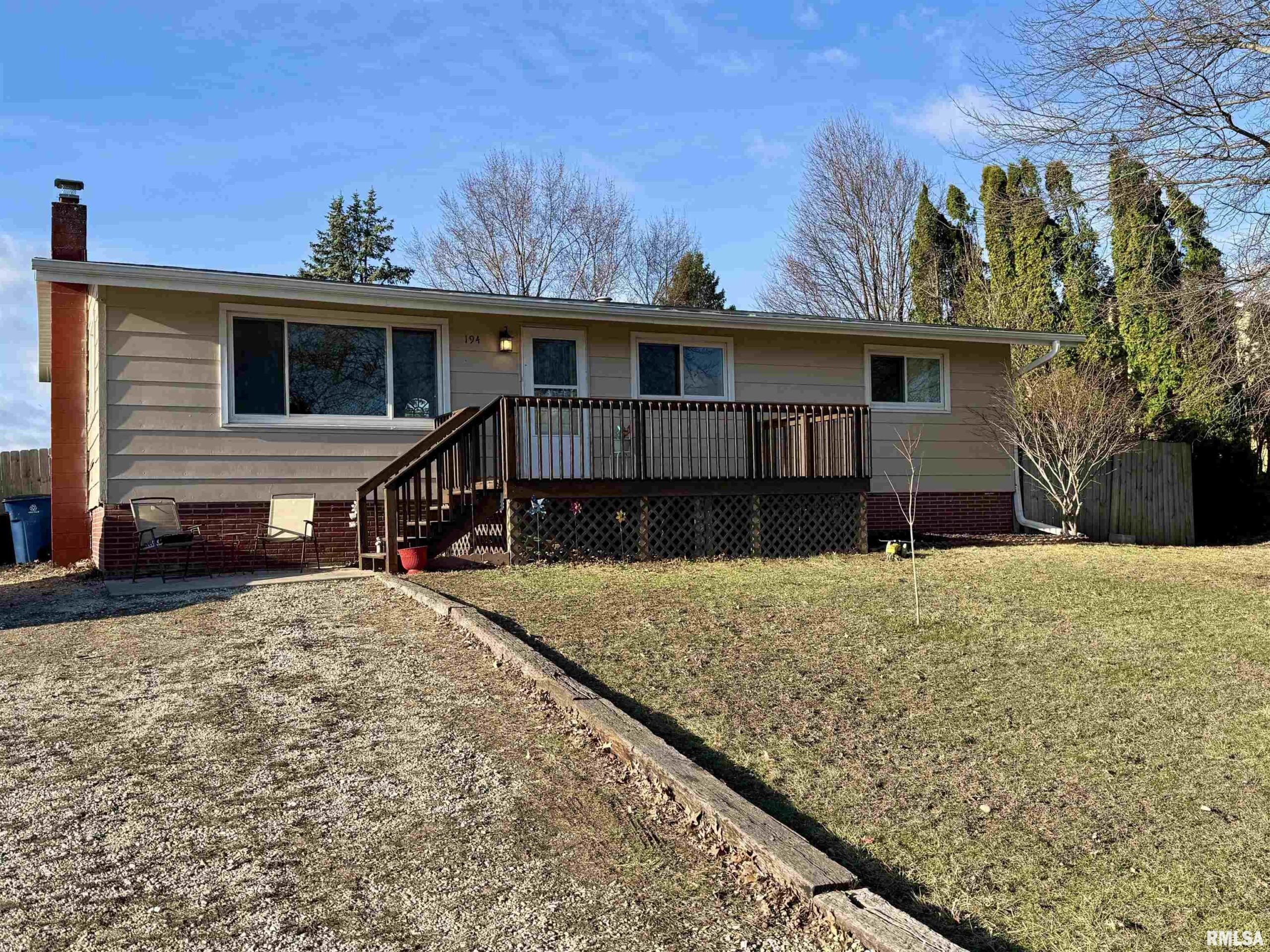 194 LAKEVIEW Drive Wataga IL