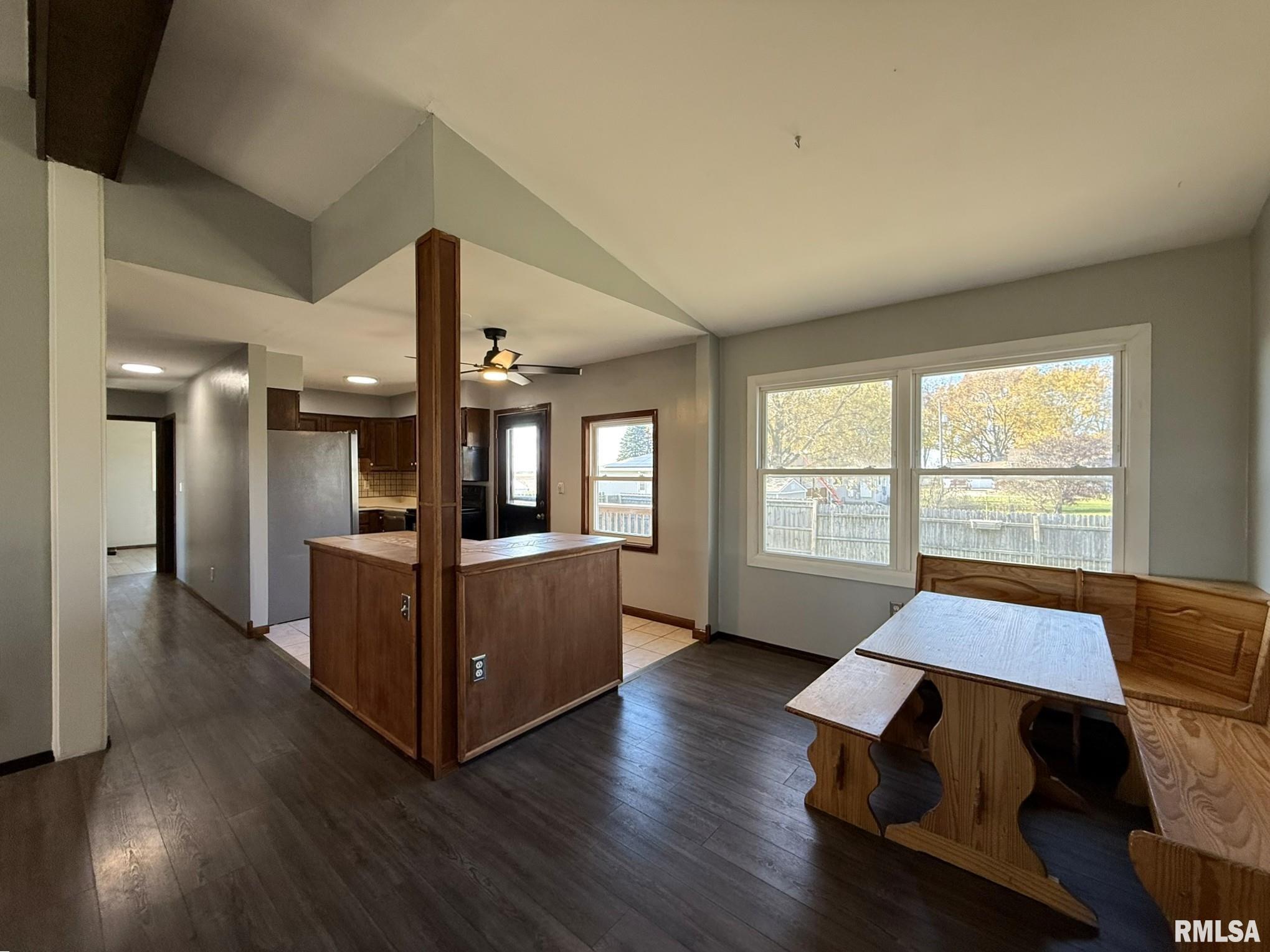 403 S KELLY Street Alexis IL