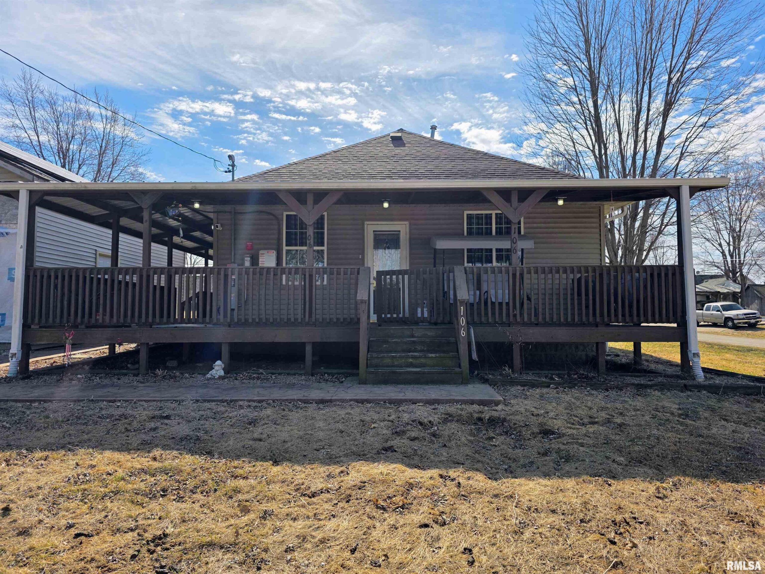 106 E CHURCH Street Astoria IL