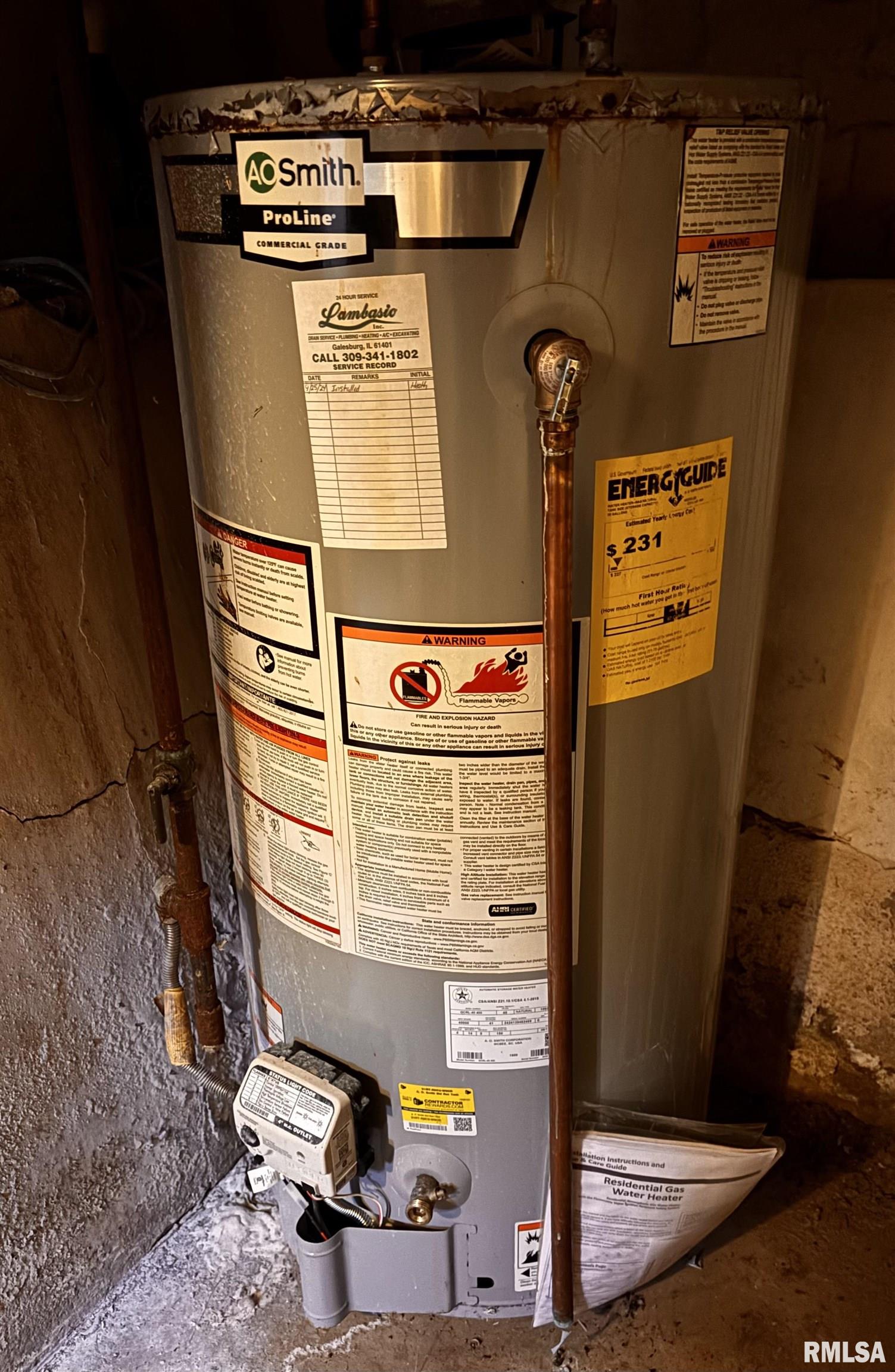 502 E 1ST Street Maquon IL