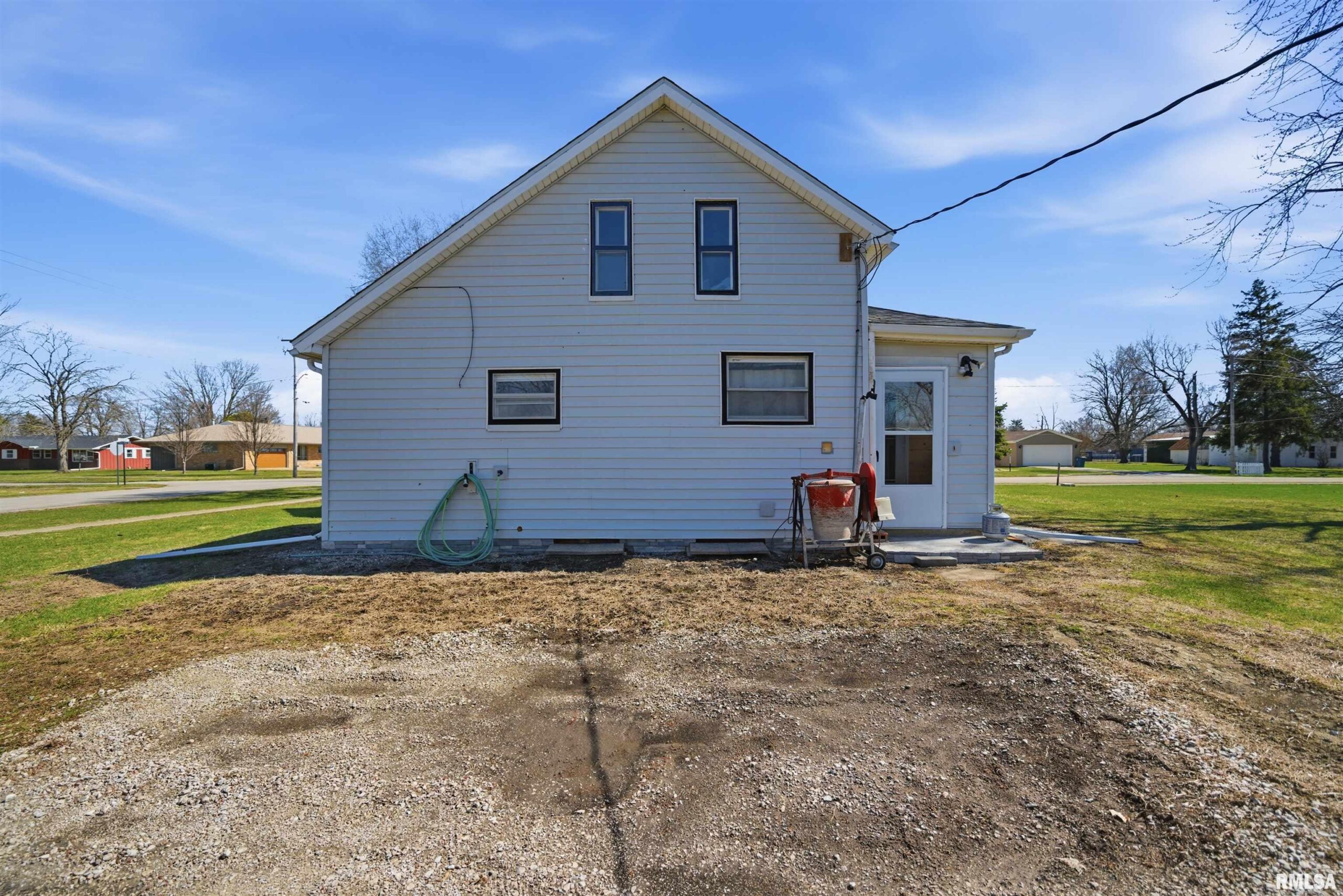 736 WASHINGTON Street Minonk IL