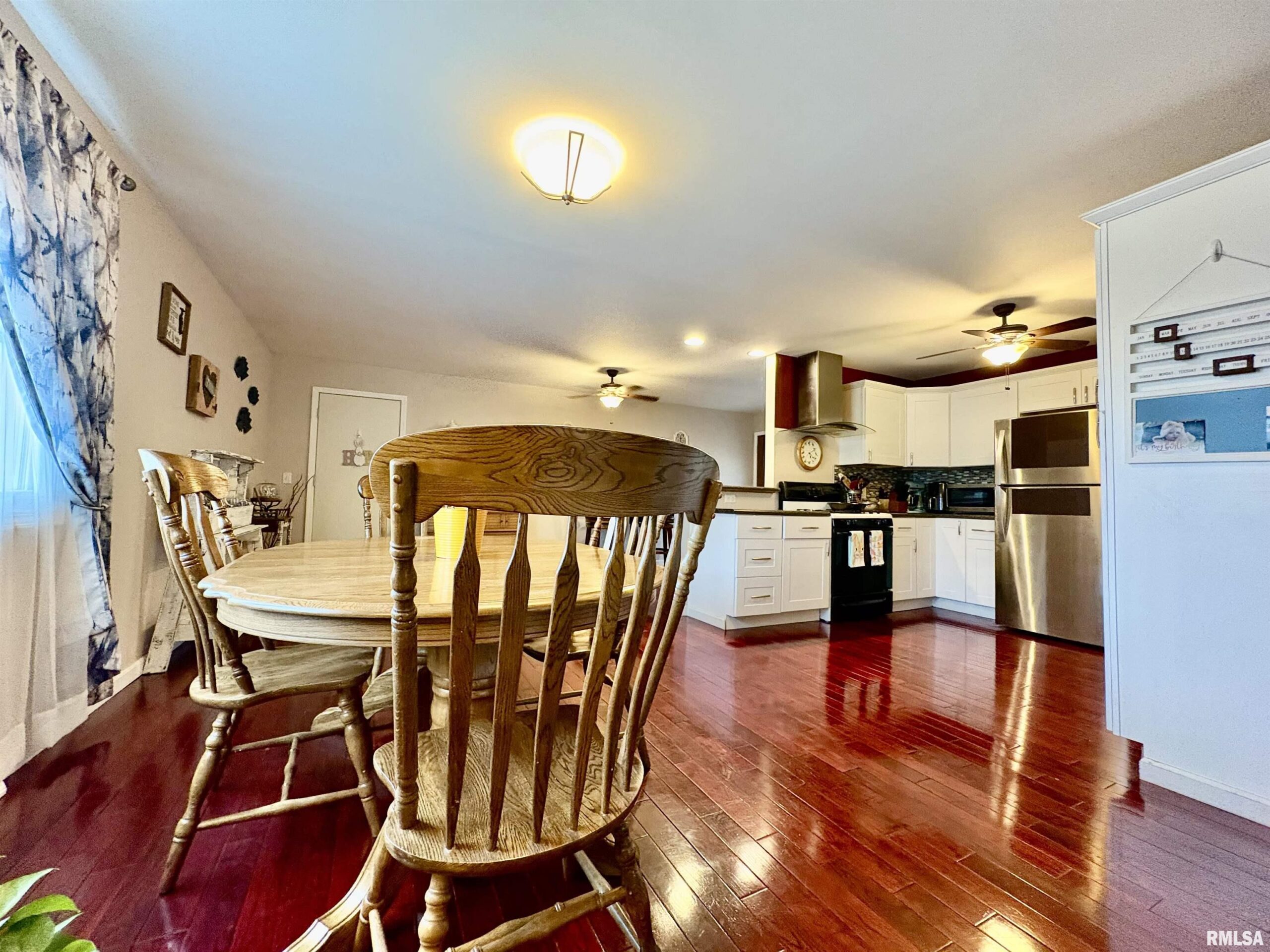 1916 SOUTHVIEW Court Jacksonville IL