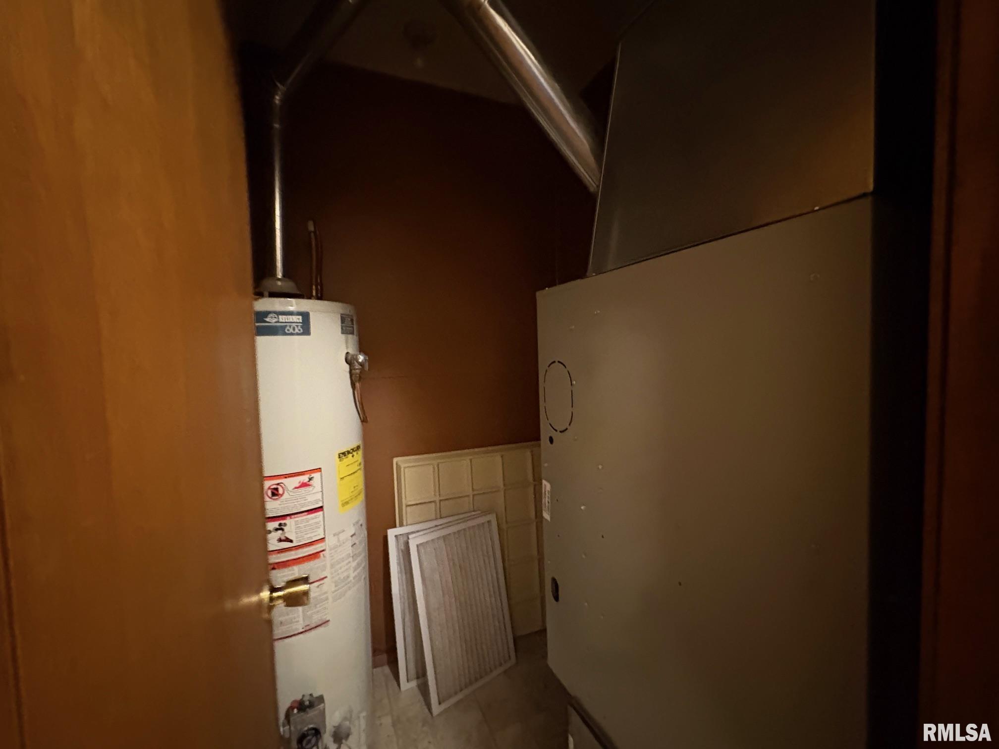 1219 S Boch Street Taylorville IL