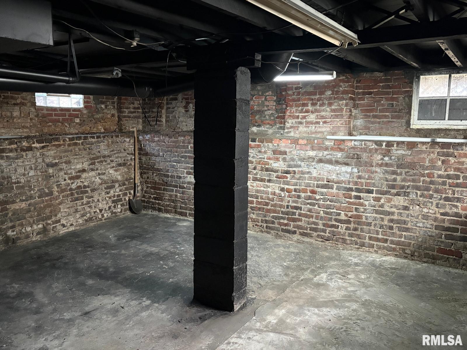 1045 N Osburn Avenue Springfield IL