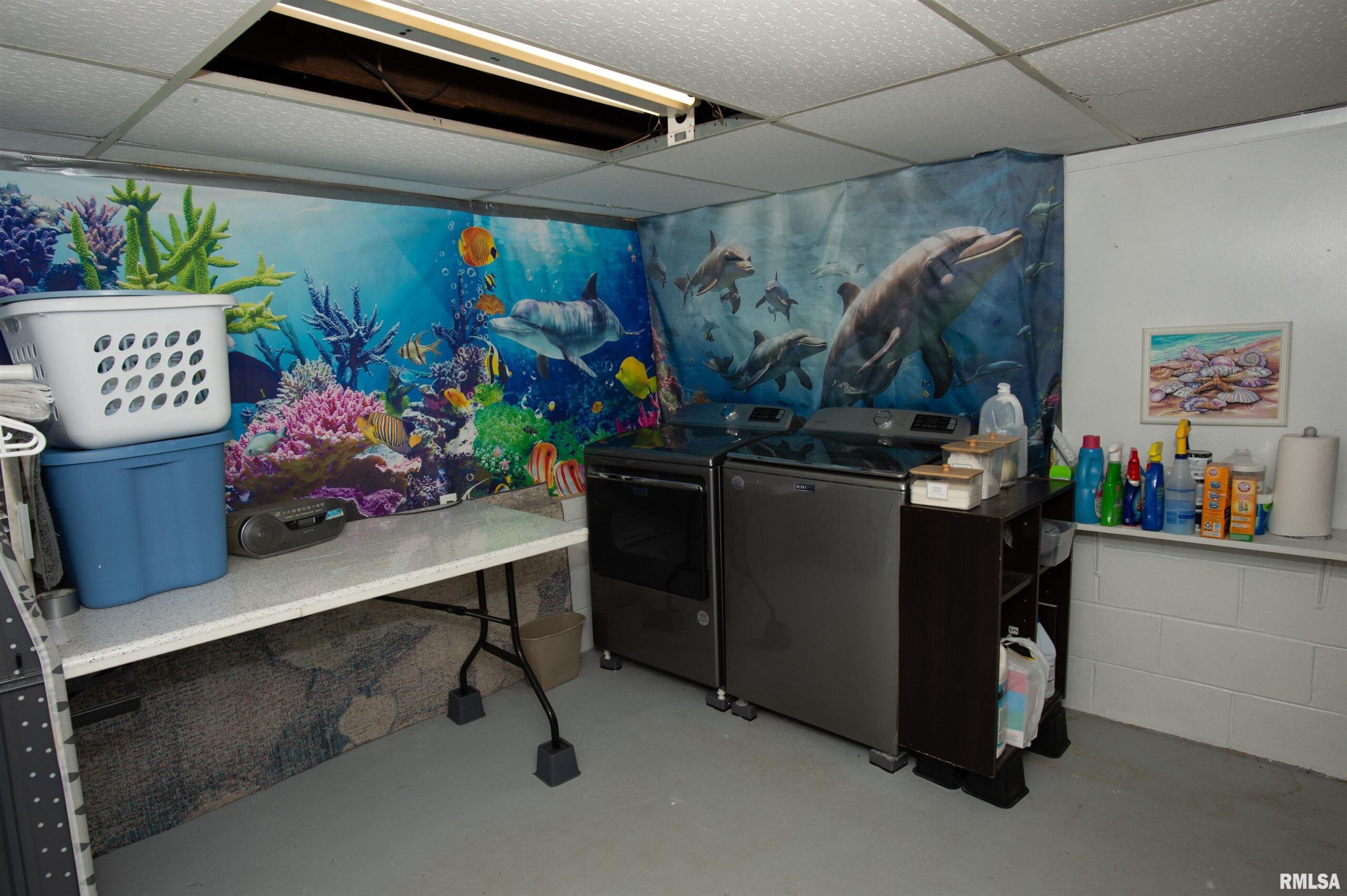 600 N MONROE Street Abingdon IL