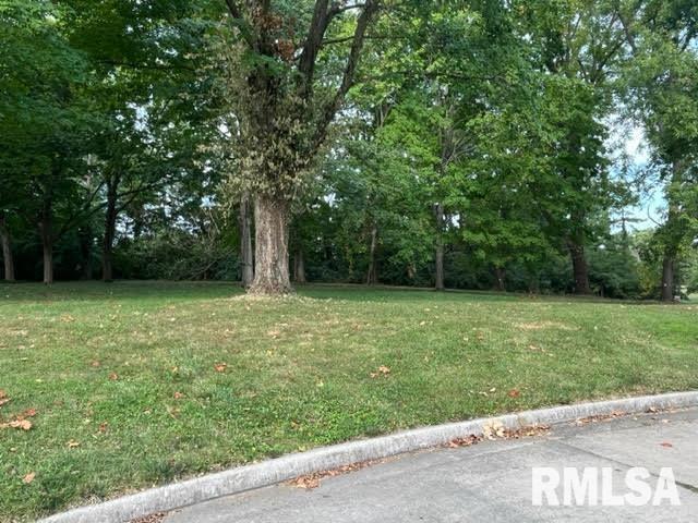 3330-3331 Greenspointe Parkway Quincy IL