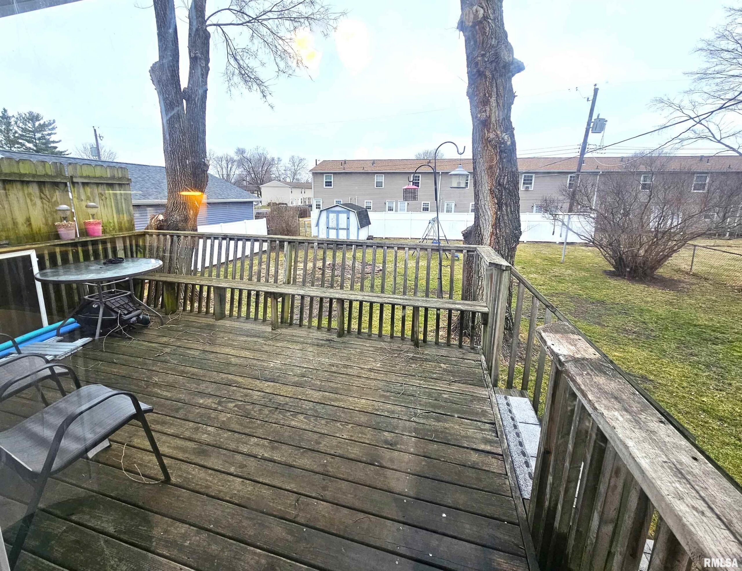 355 McDivitt Avenue Lincoln IL