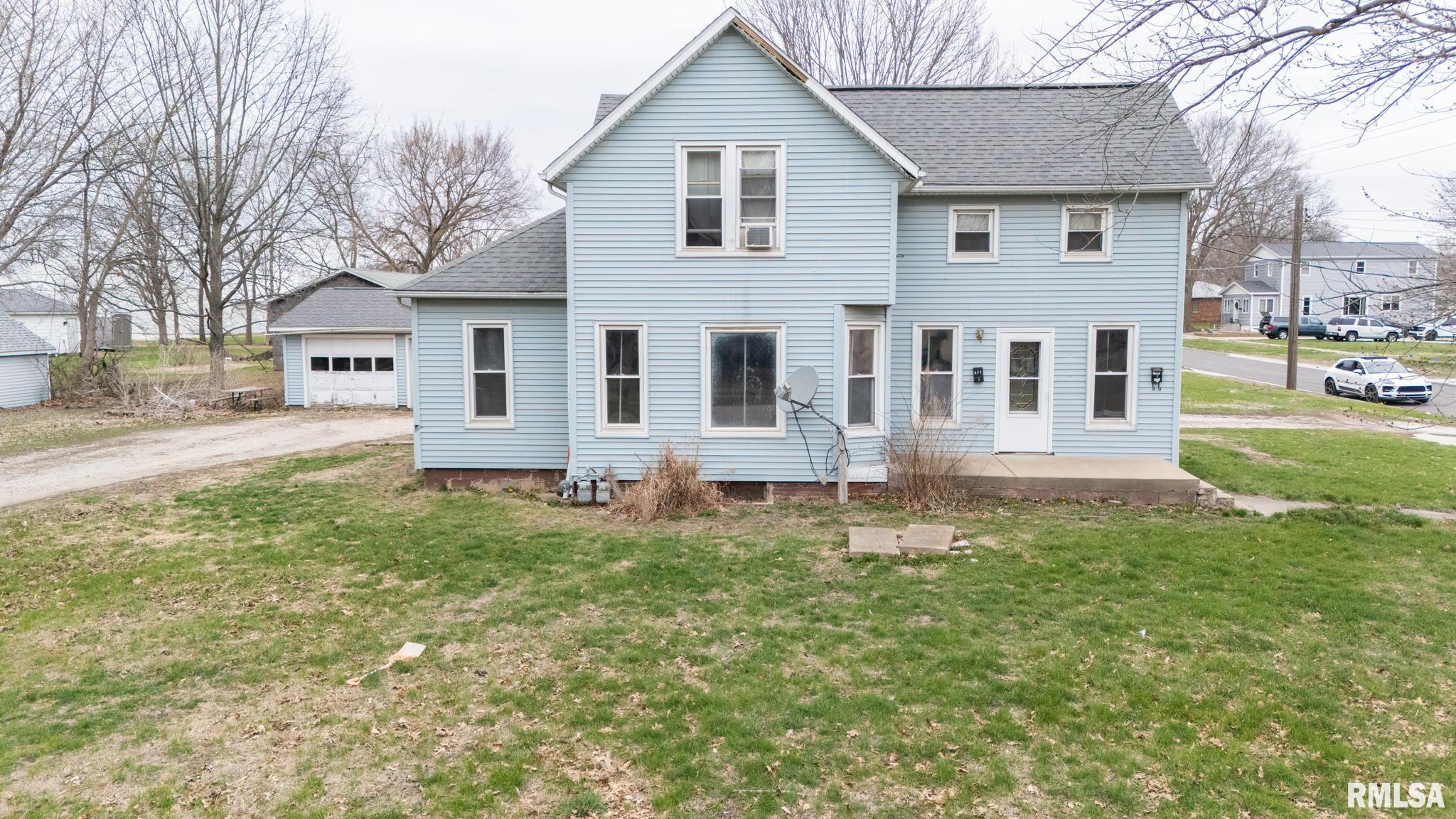 413 W FORT Street Farmington IL