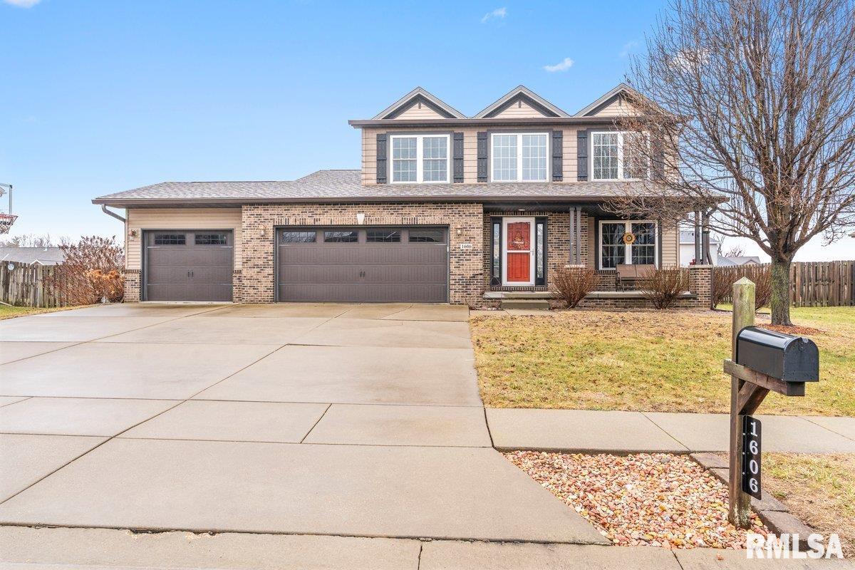 1606 Chriswell Gardens Street Chatham IL