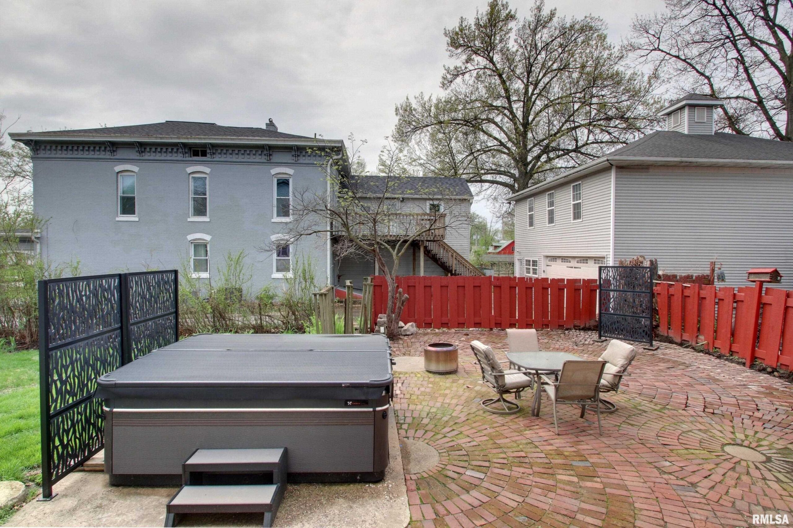 400 S 18TH Street Quincy IL