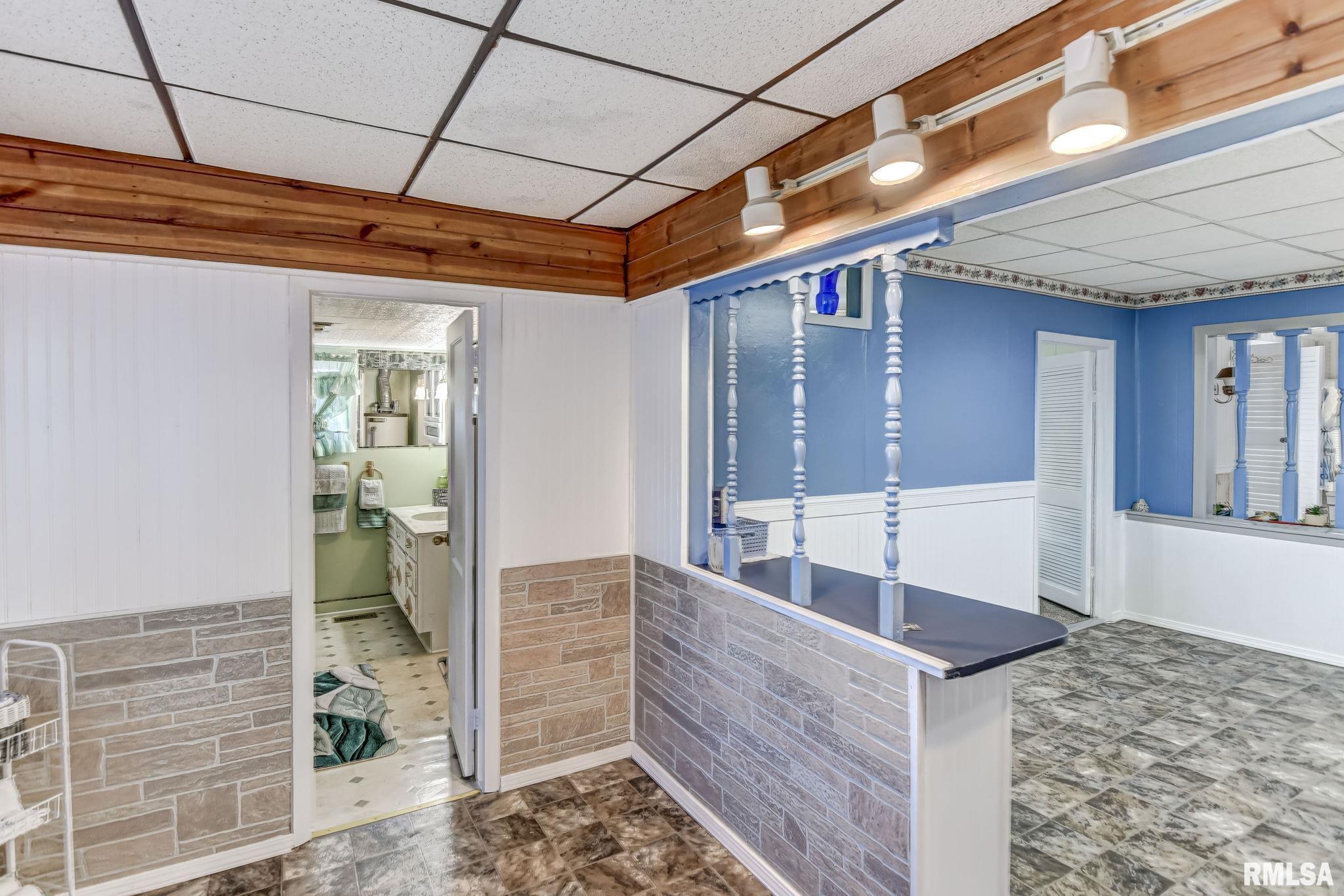 302 Borah Avenue Tovey IL